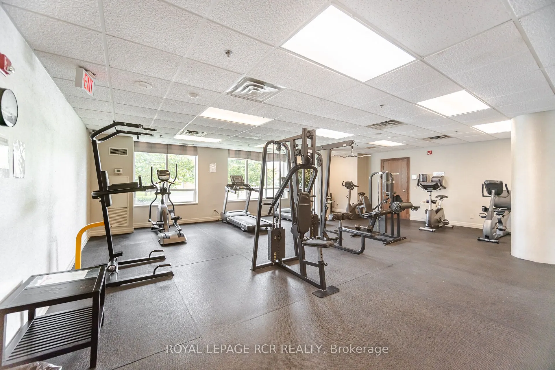 11 Oneida Crescent, #301