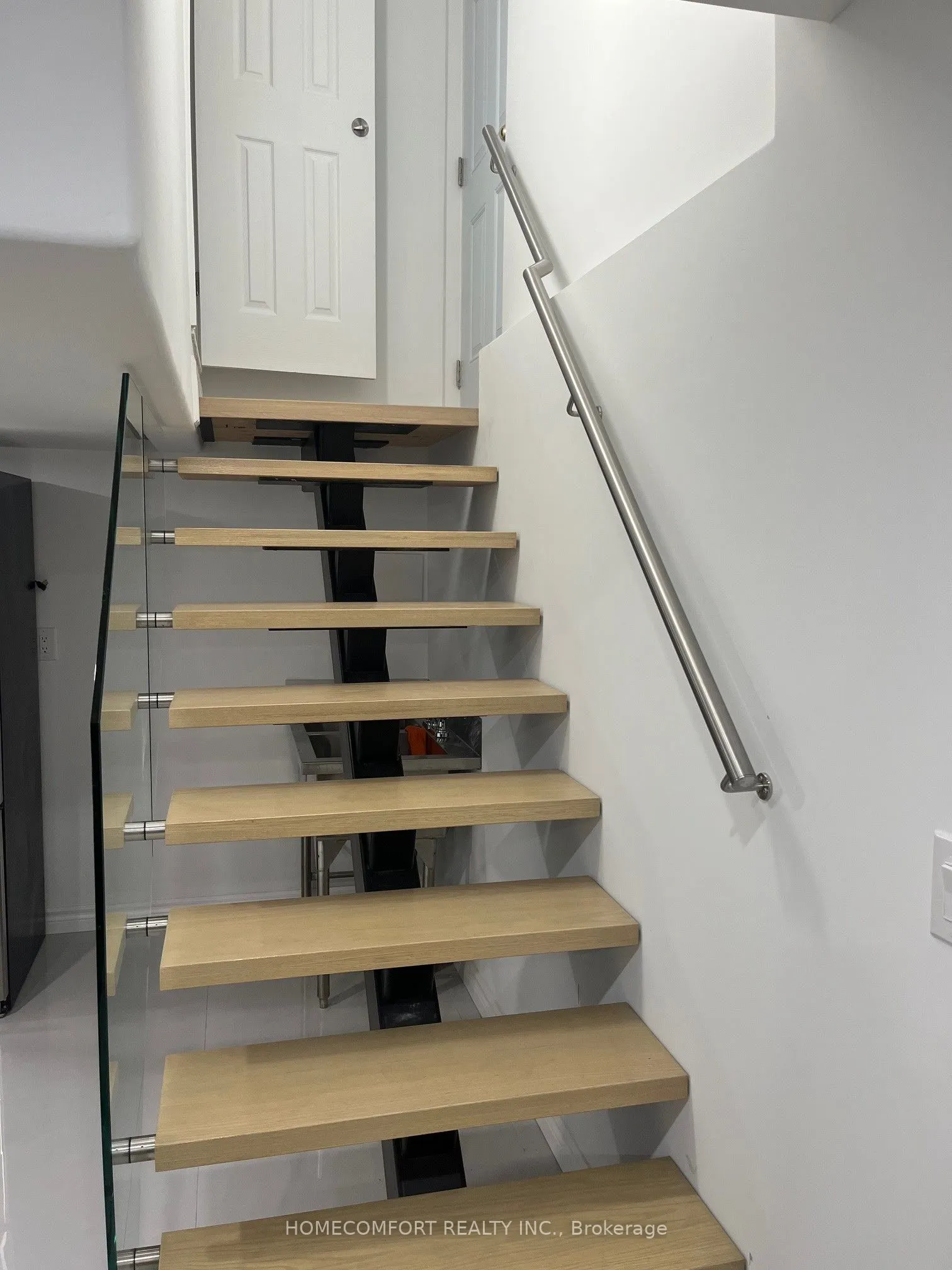 80 Pine Bough Manor, #Basement
