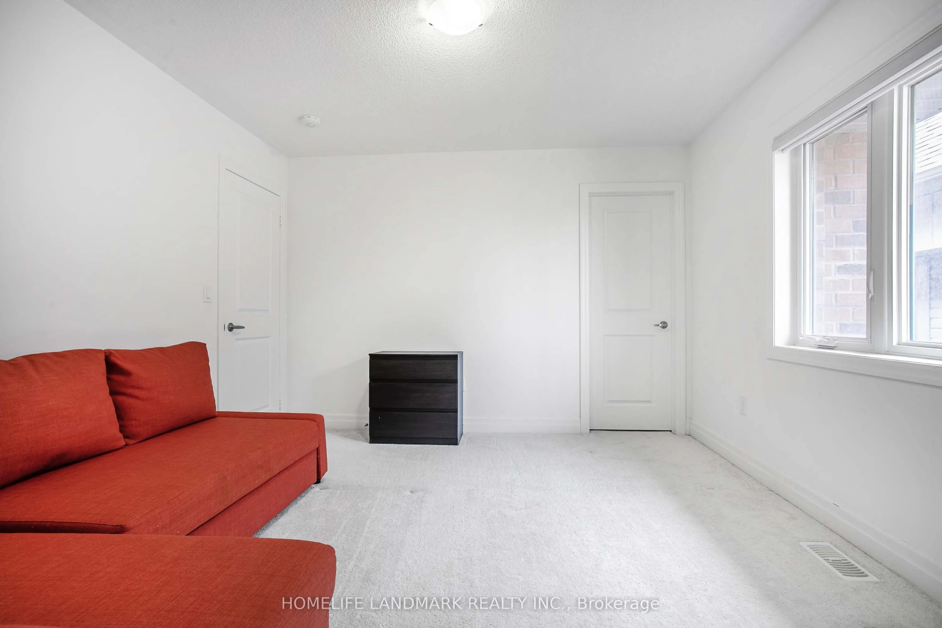 6 Cloverridge Avenue