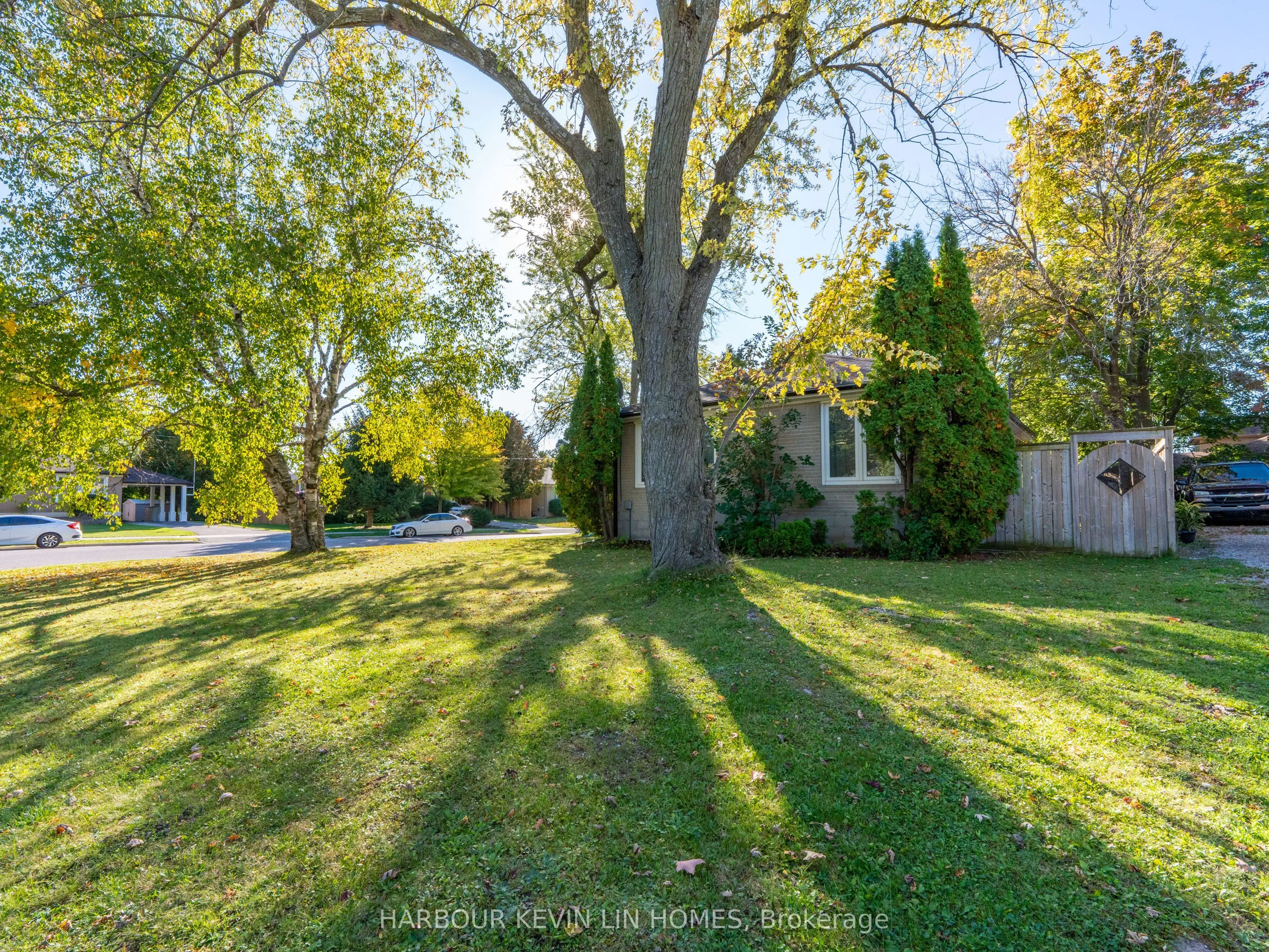 30 Foreht Crescent