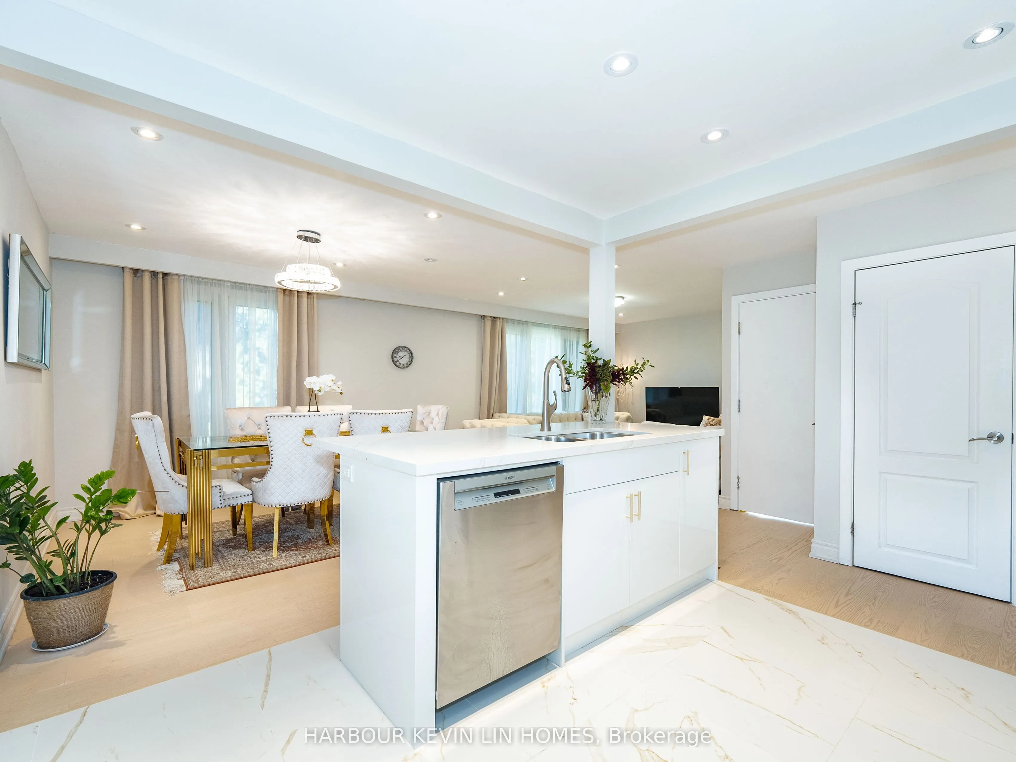 30 Foreht Crescent