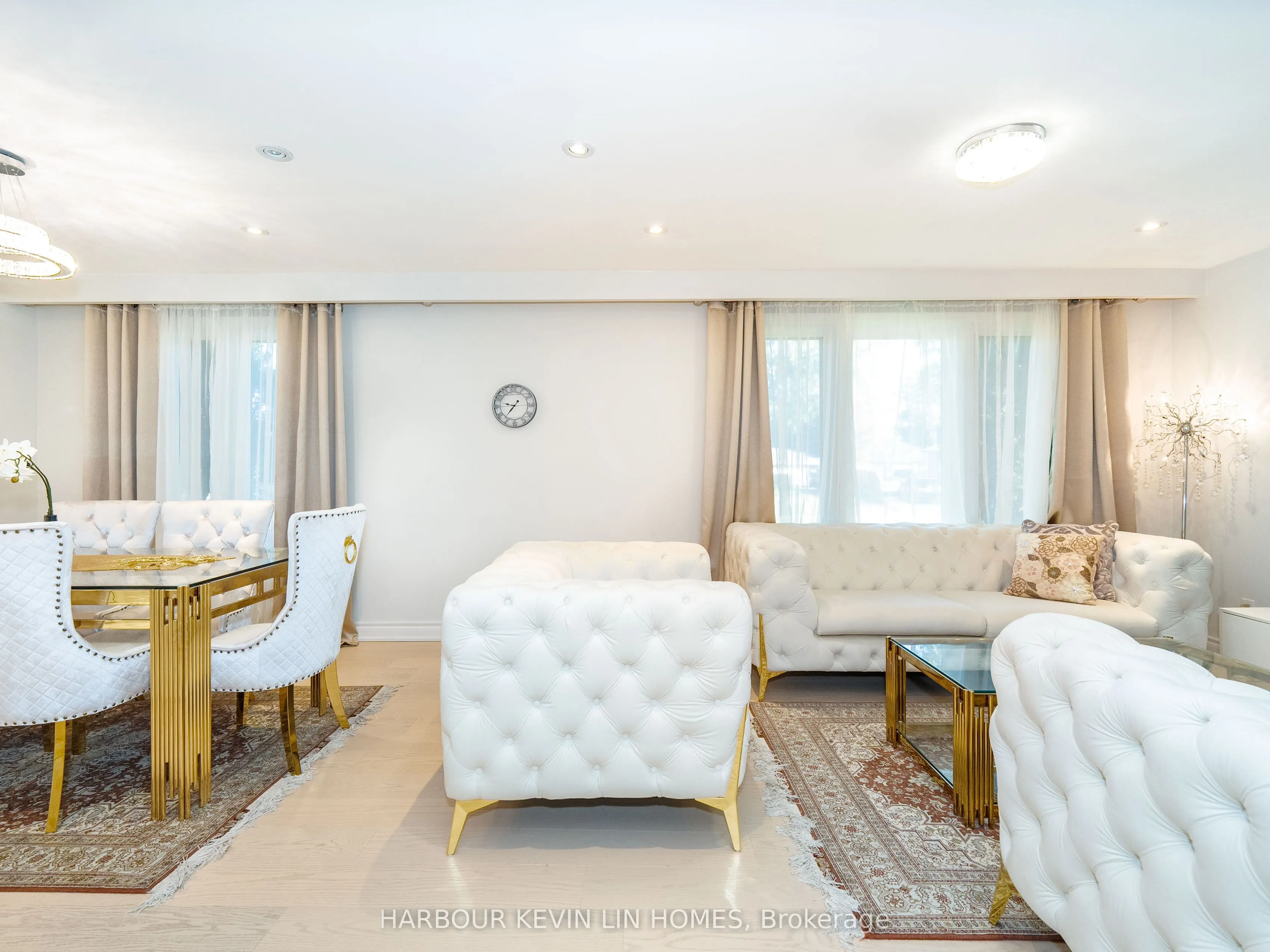 30 Foreht Crescent