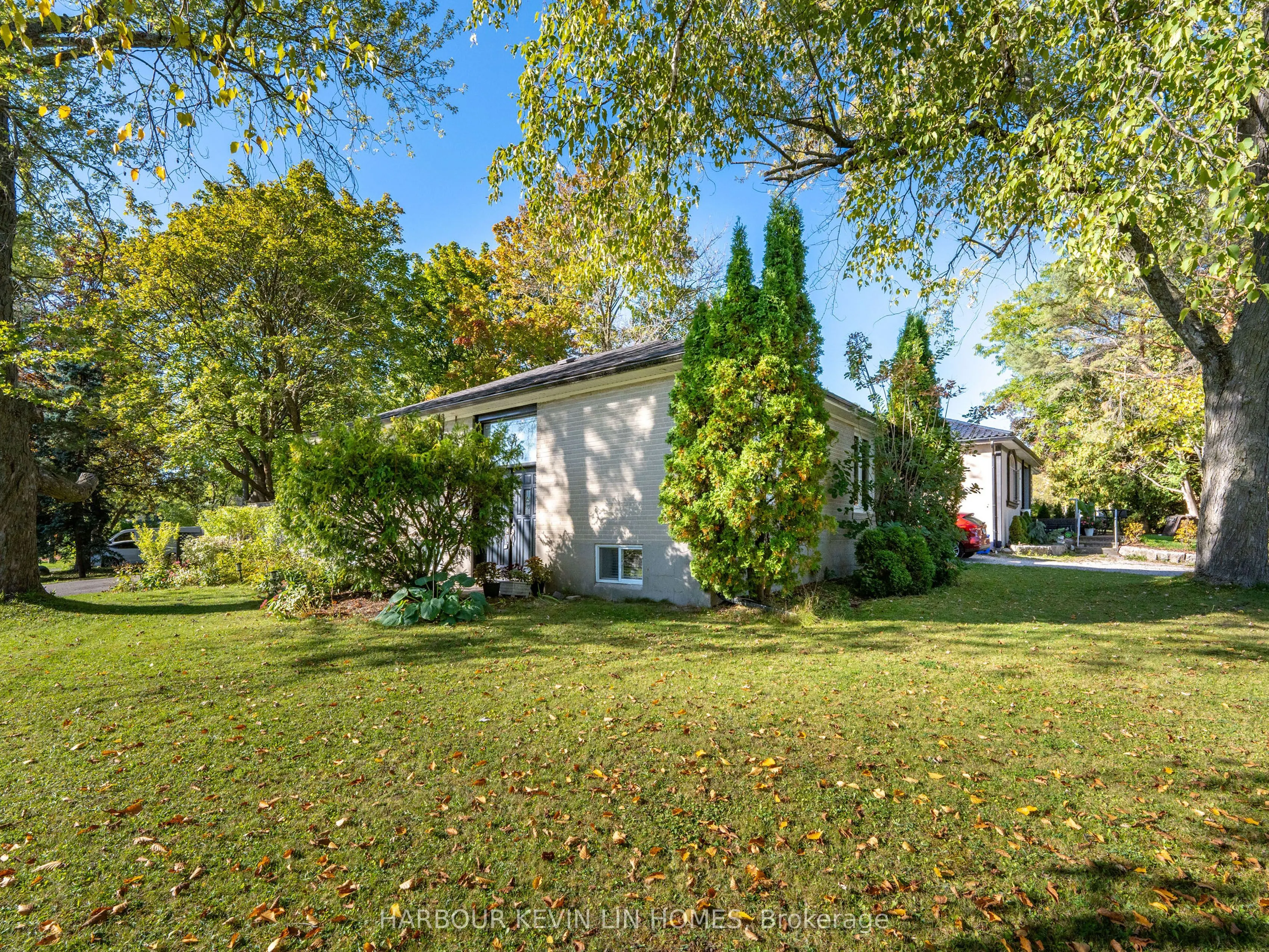 30 Foreht Crescent