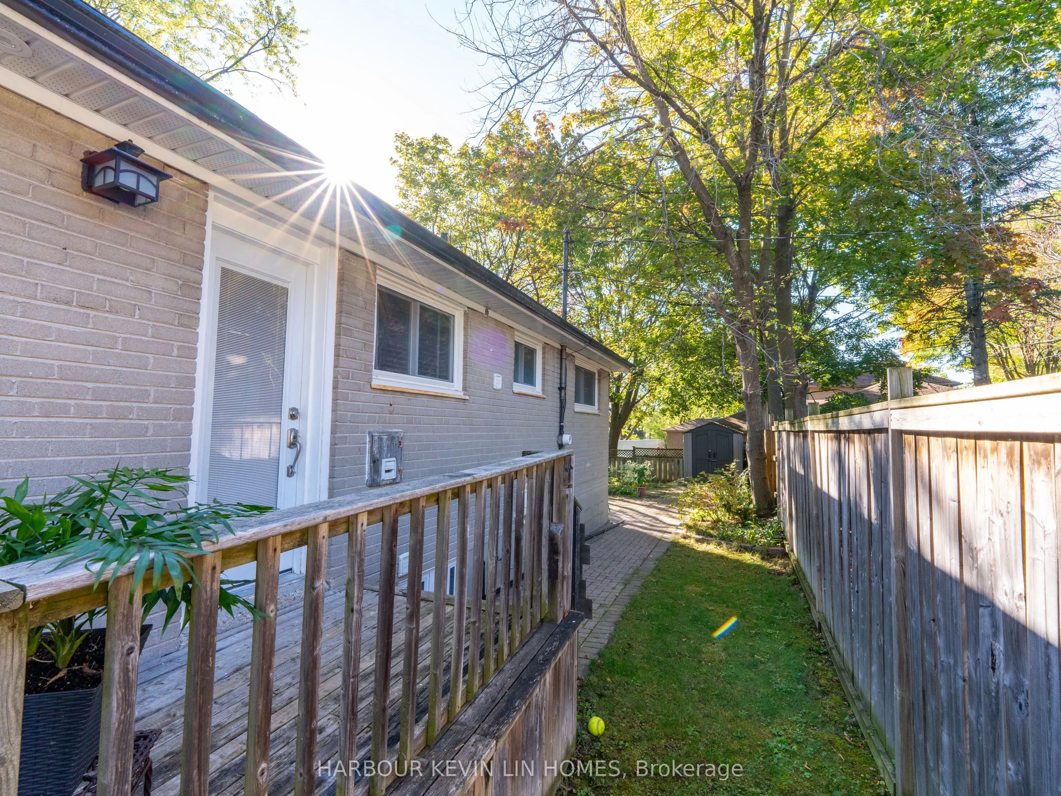 30 Foreht Crescent