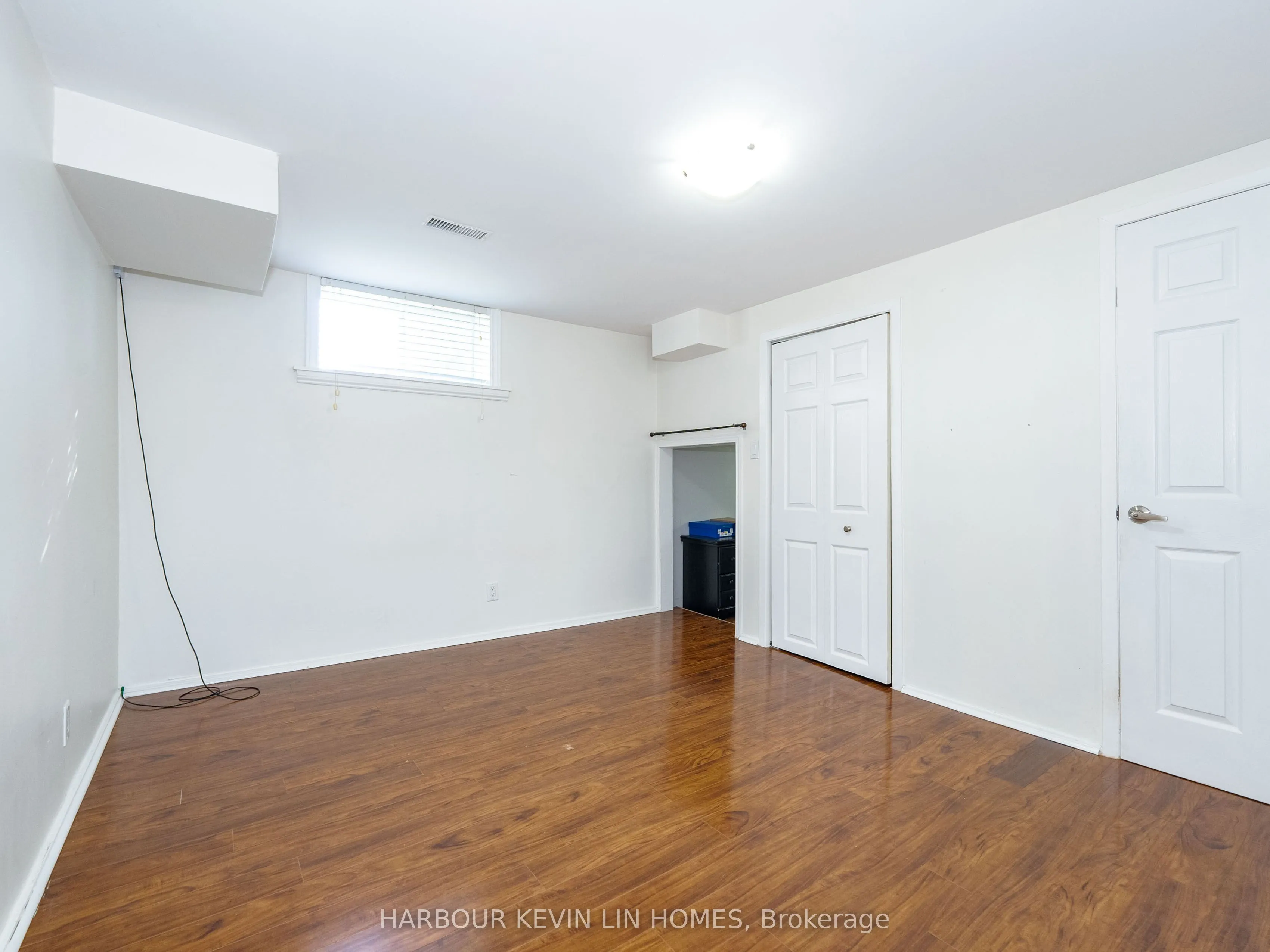 30 Foreht Crescent
