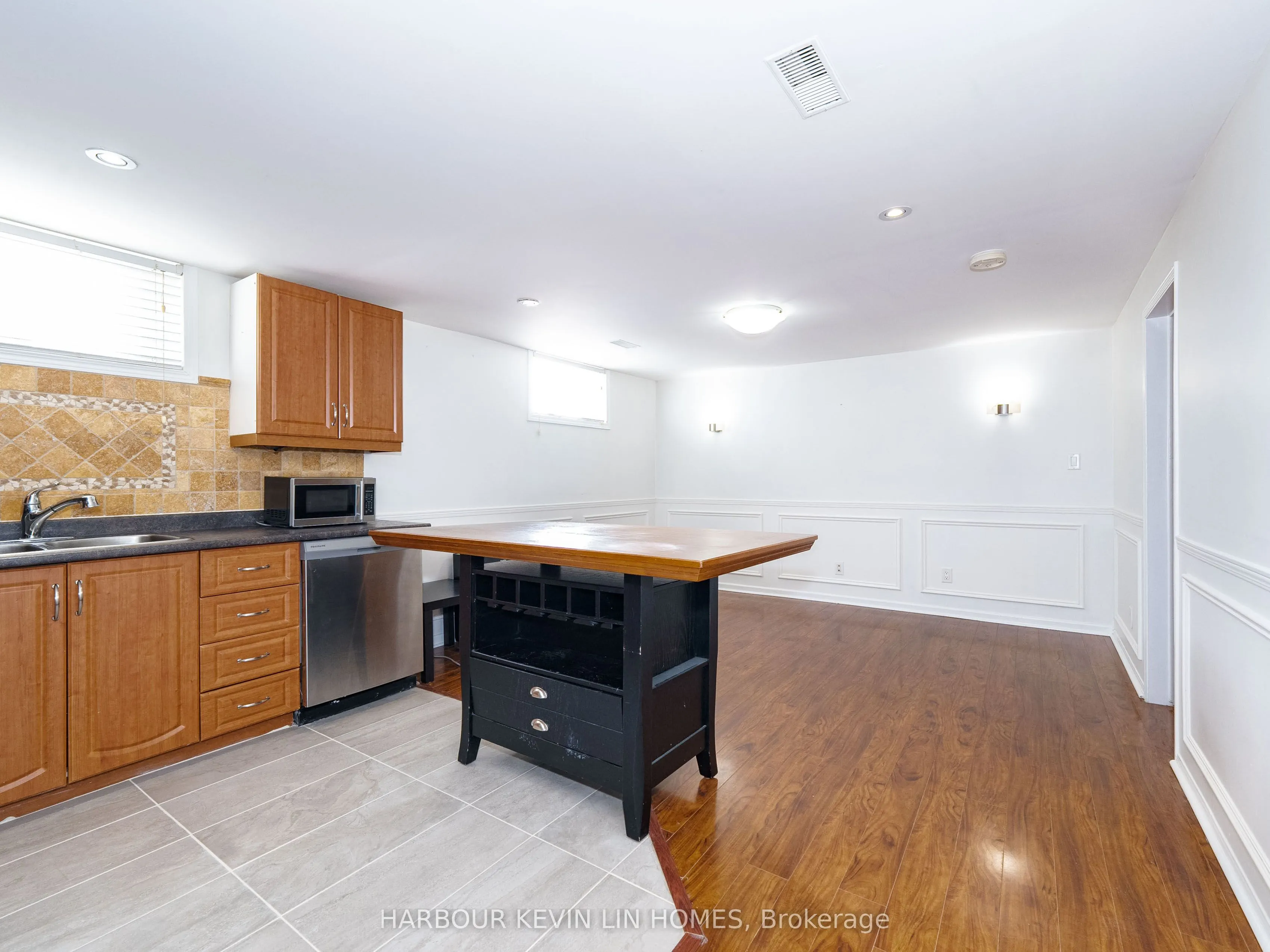 30 Foreht Crescent