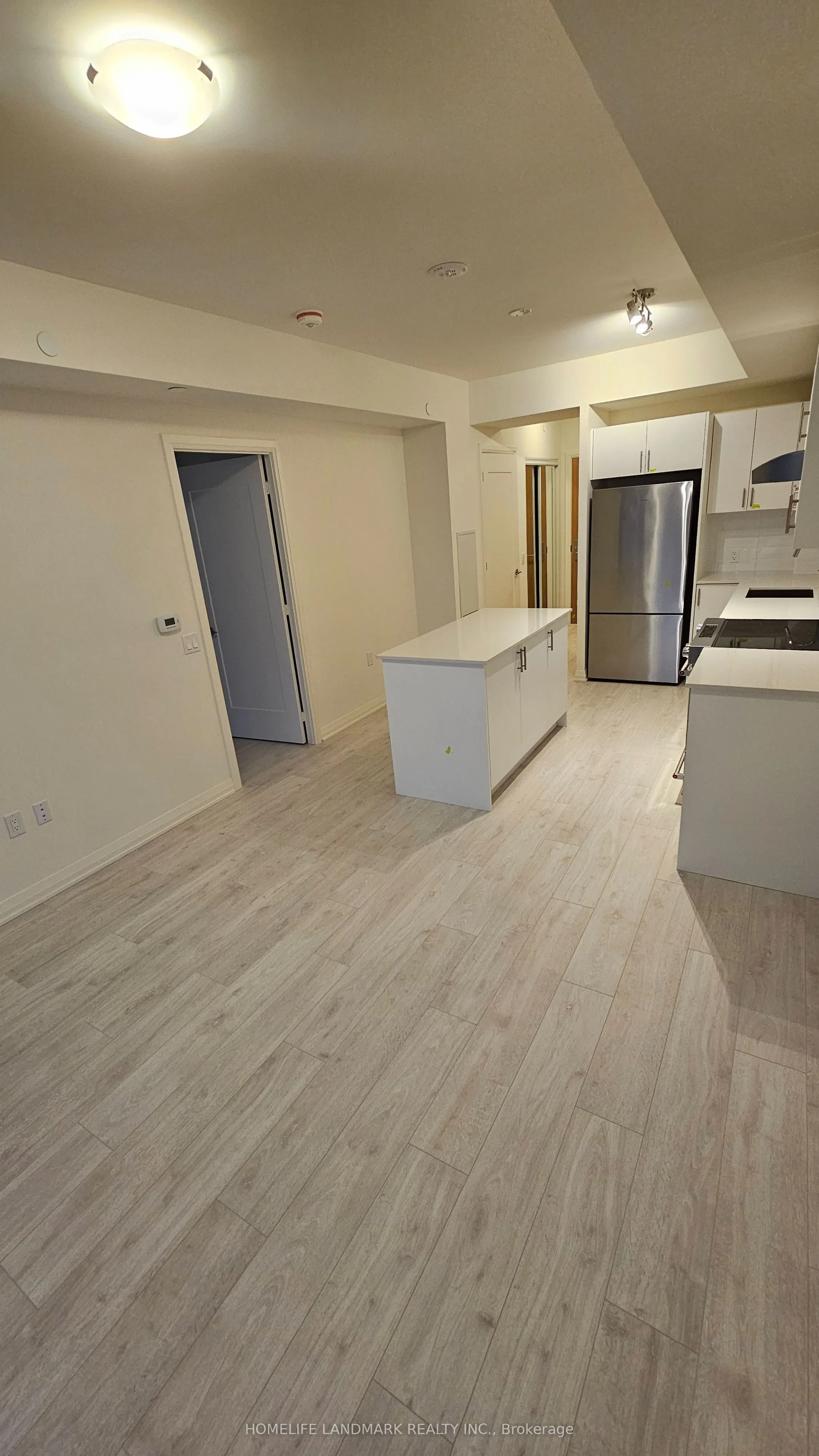 8960 JANE Street, #2618