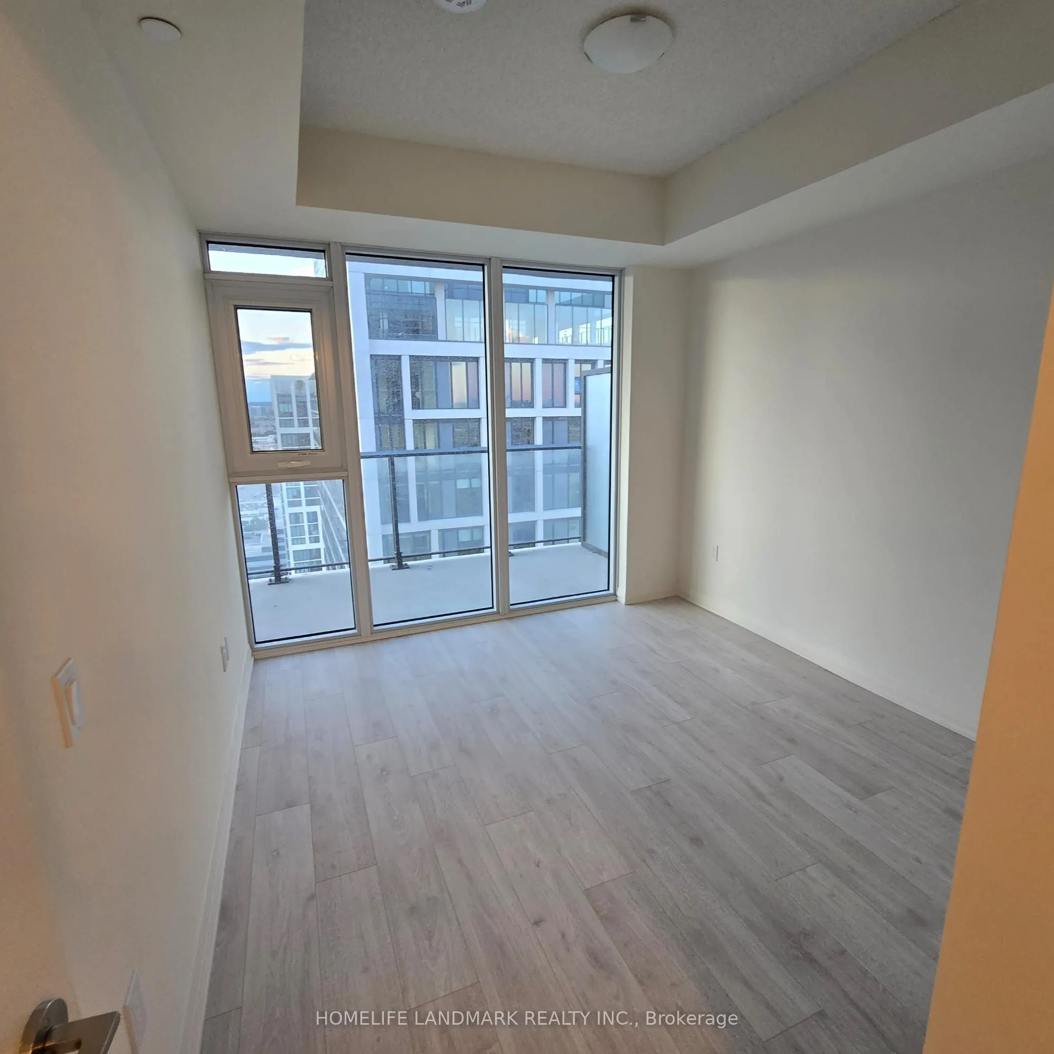 8960 JANE Street, #2618