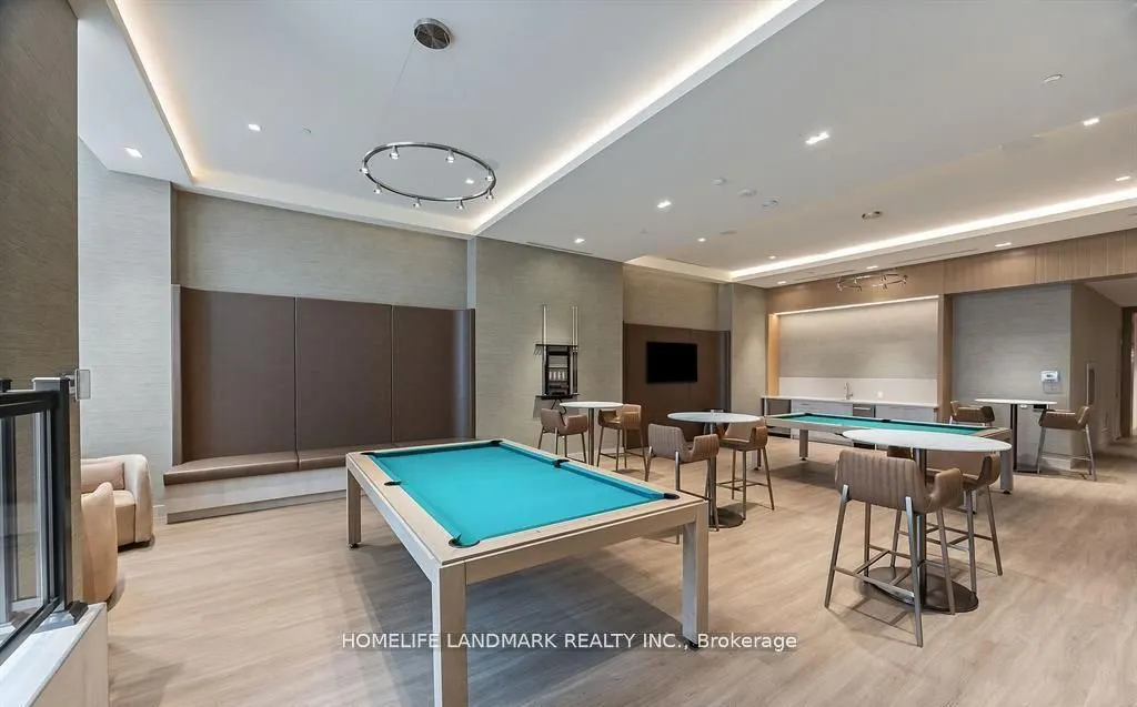 8960 JANE Street, #2618