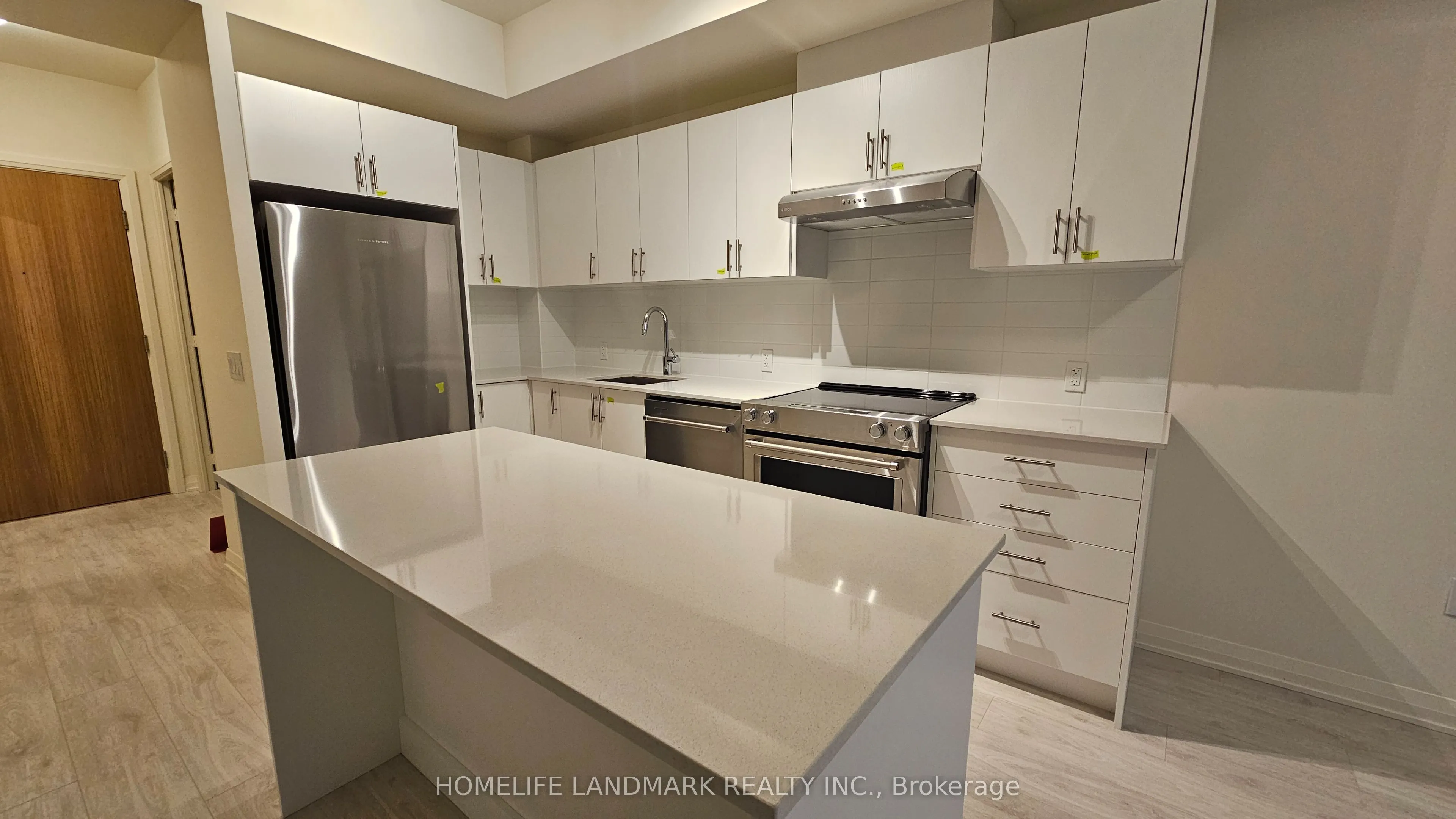 8960 JANE Street, #2618
