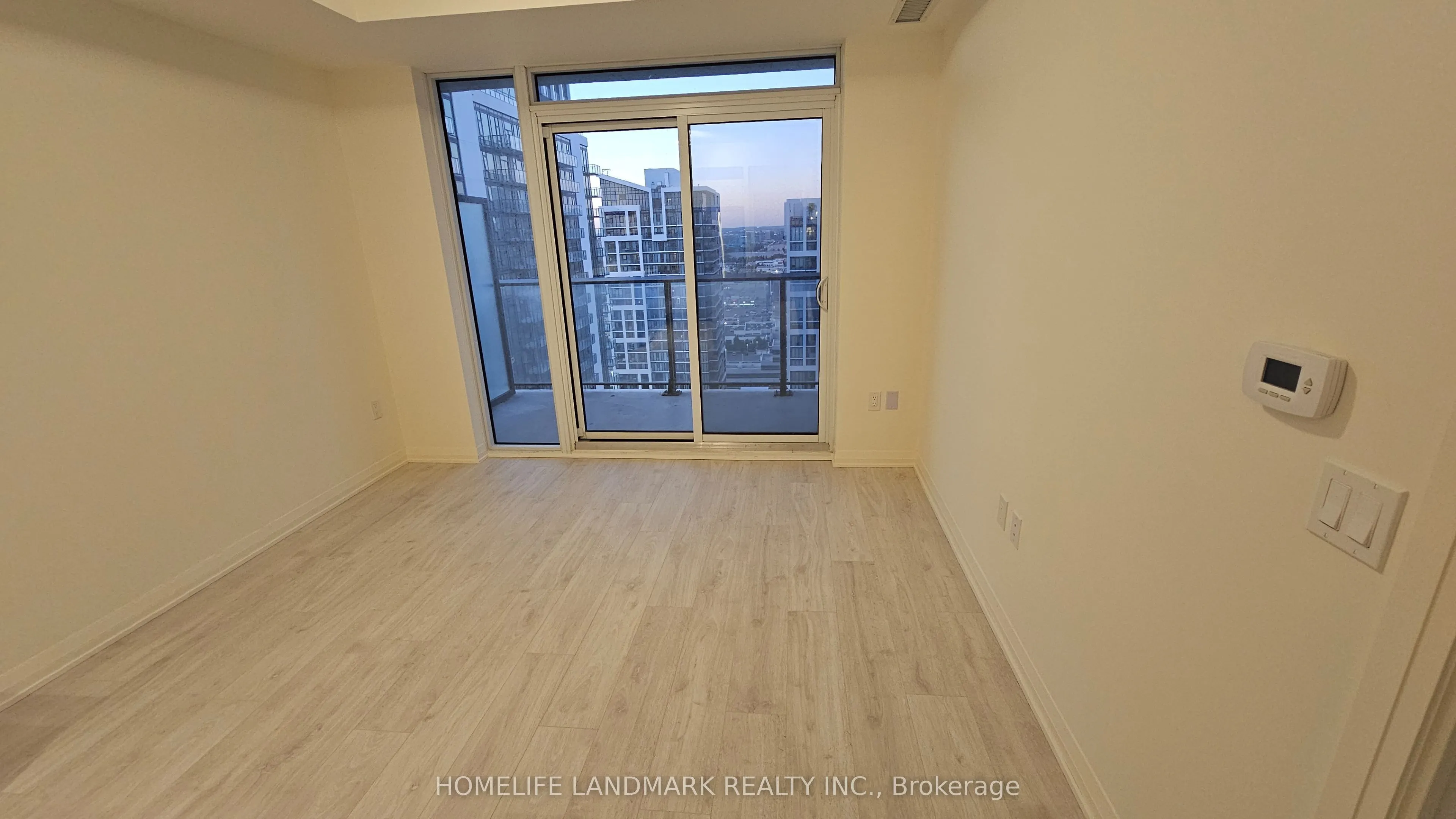 8960 JANE Street, #2618
