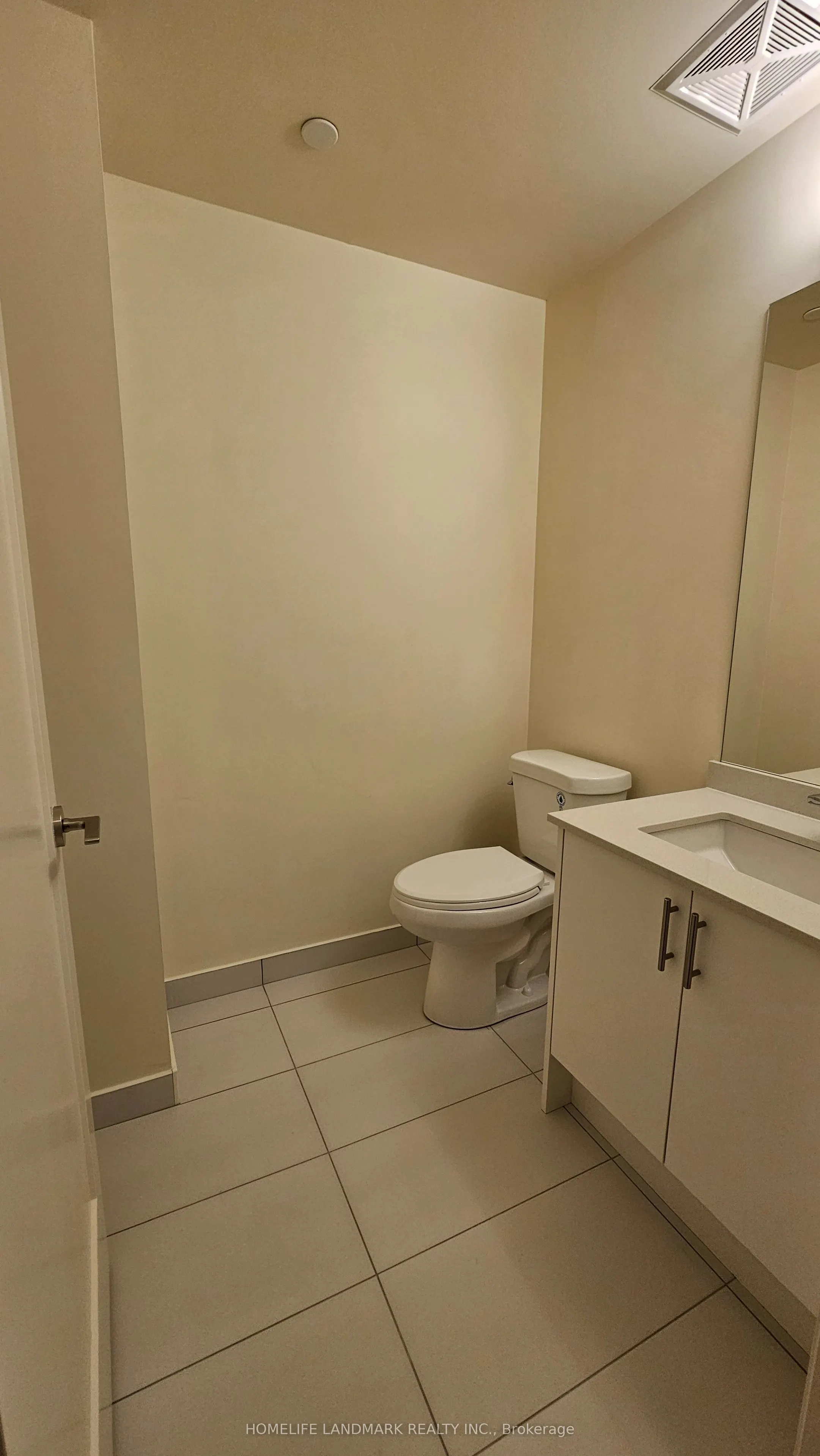 8960 JANE Street, #2618