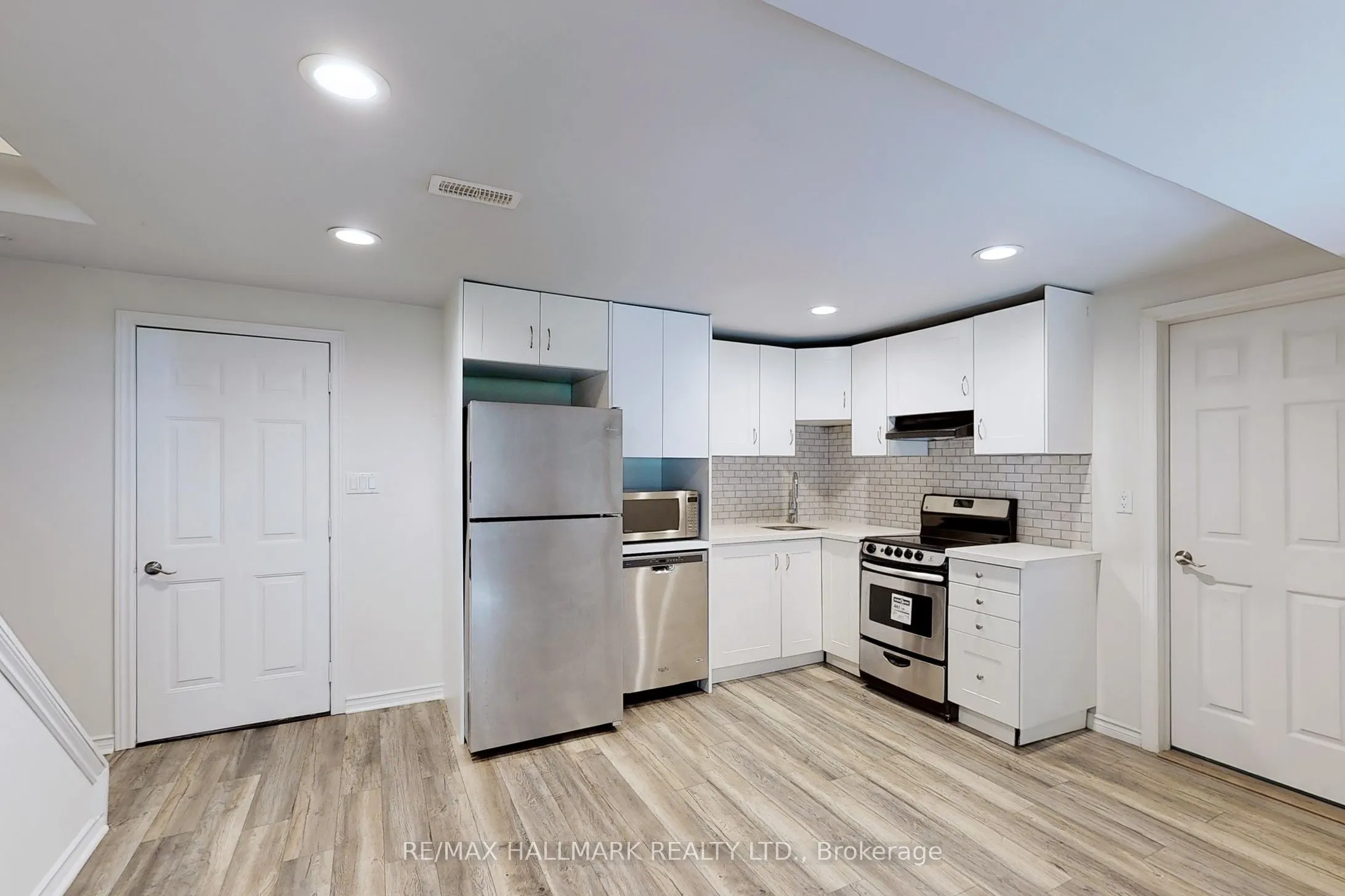 63 Hillview Drive