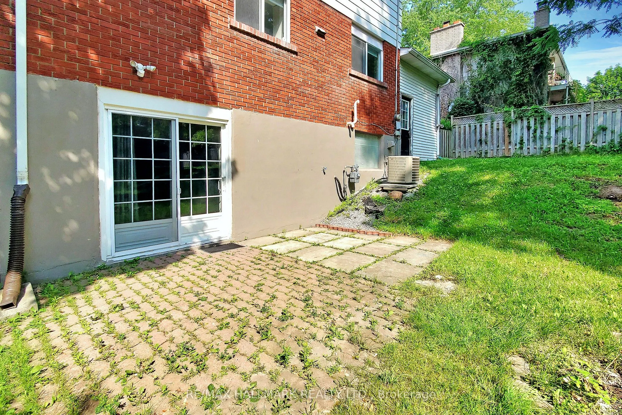 63 Hillview Drive