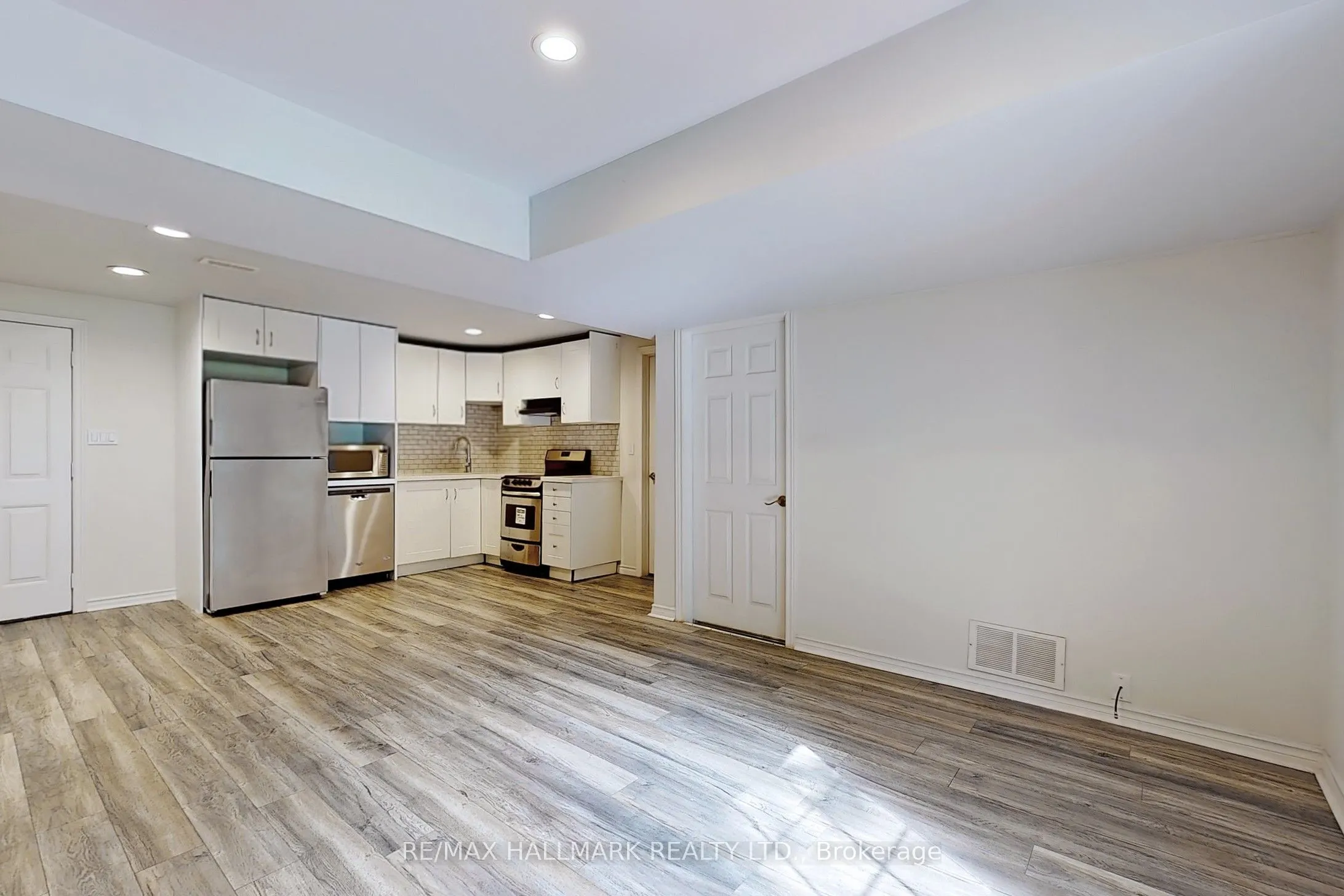 63 Hillview Drive