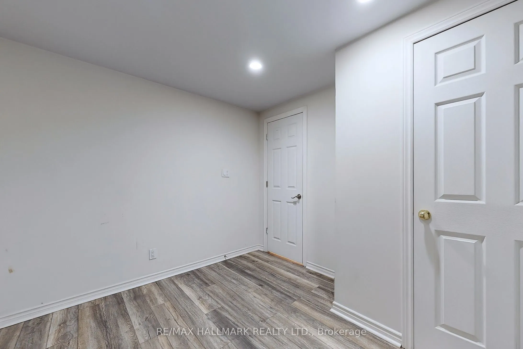 63 Hillview Drive