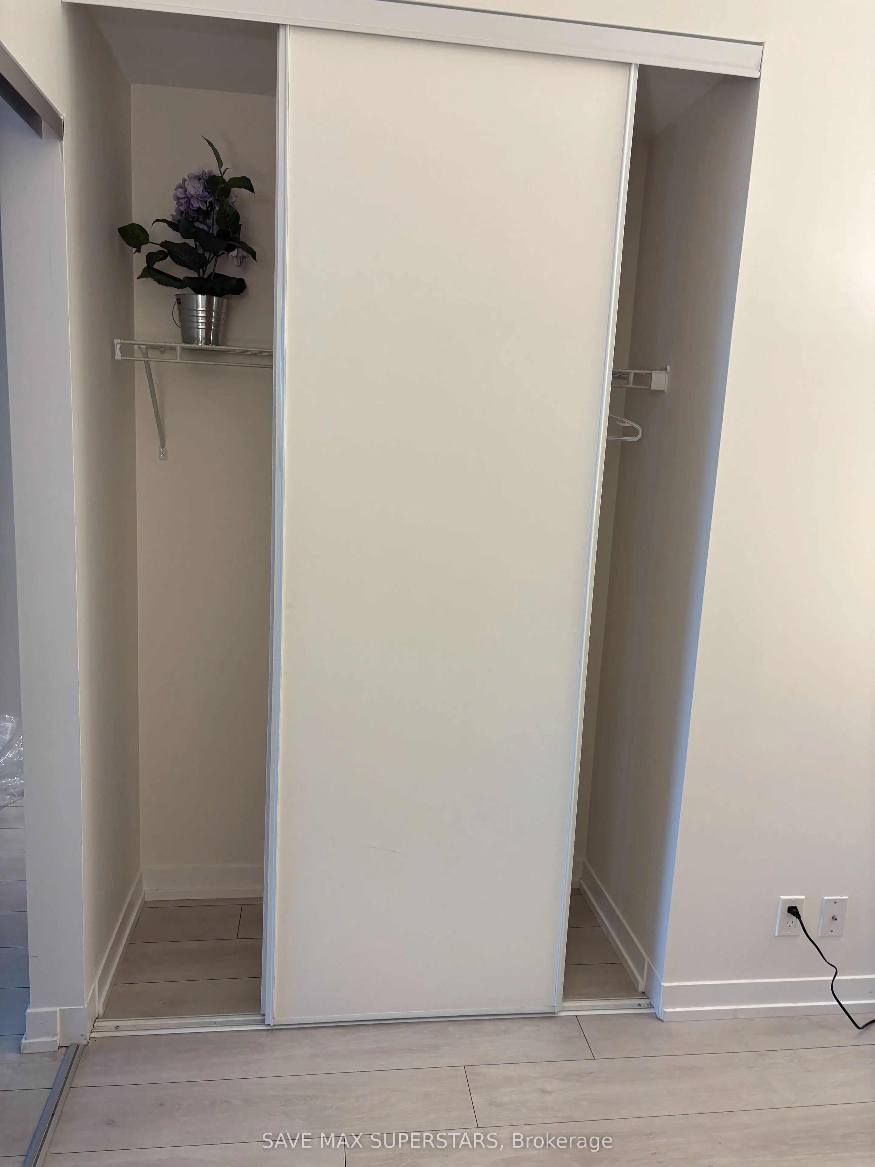 898 Portage Parkway, #Shared Unit 3107