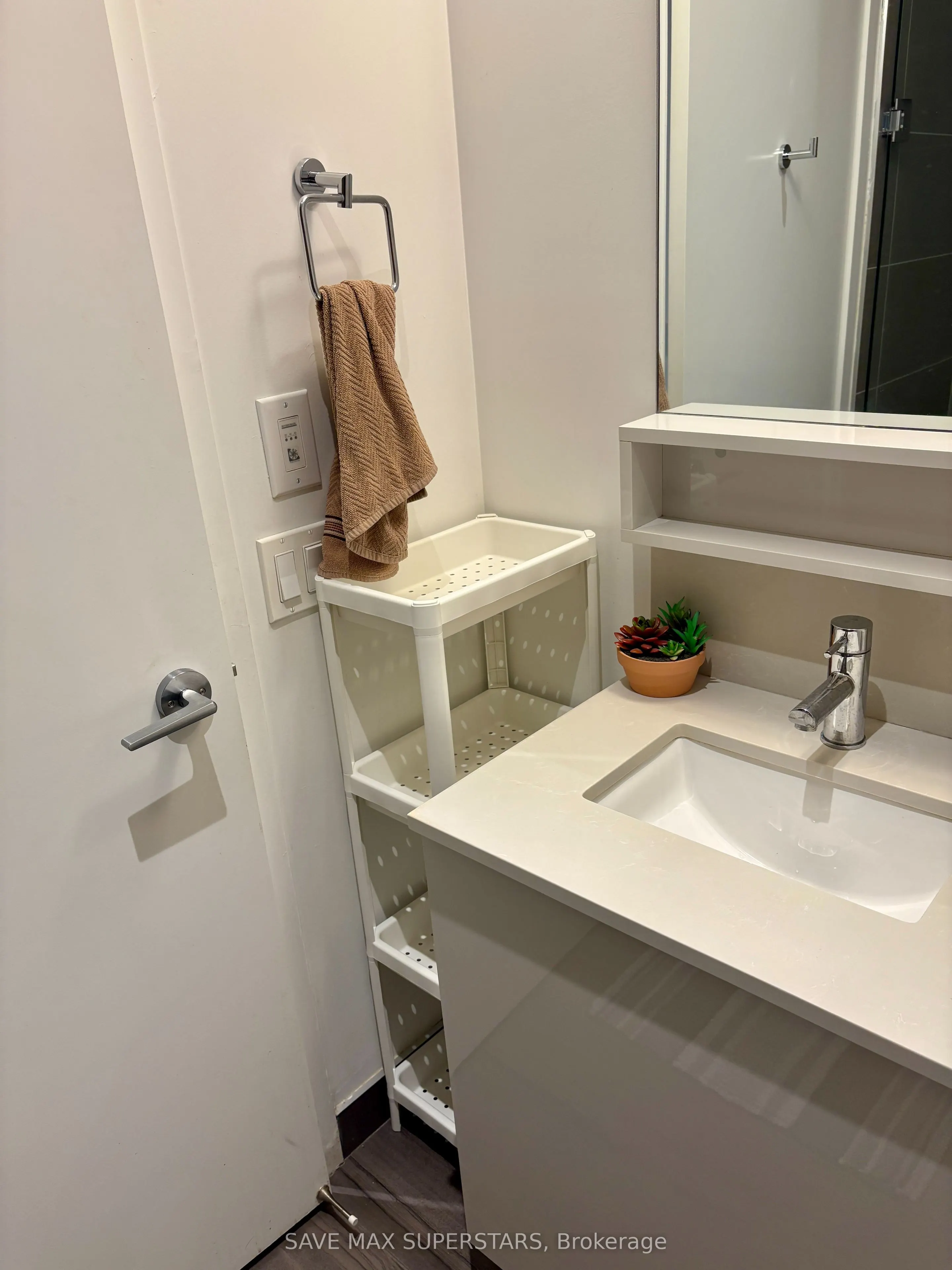 898 Portage Parkway, #Shared Unit 3107