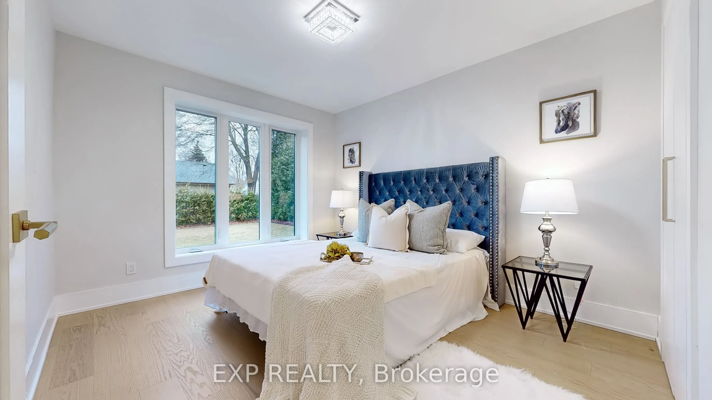 385 Easy Street