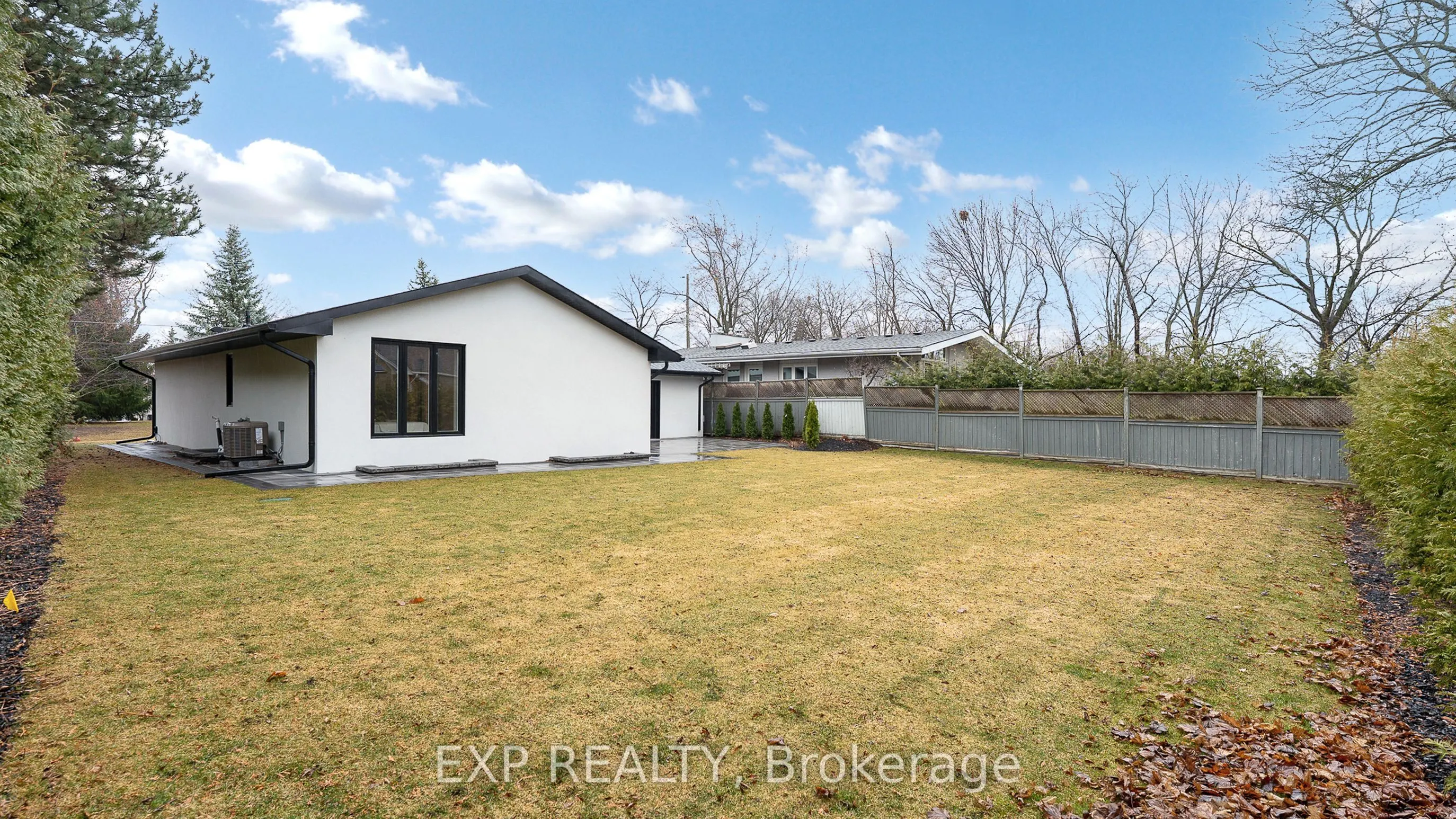 385 Easy Street