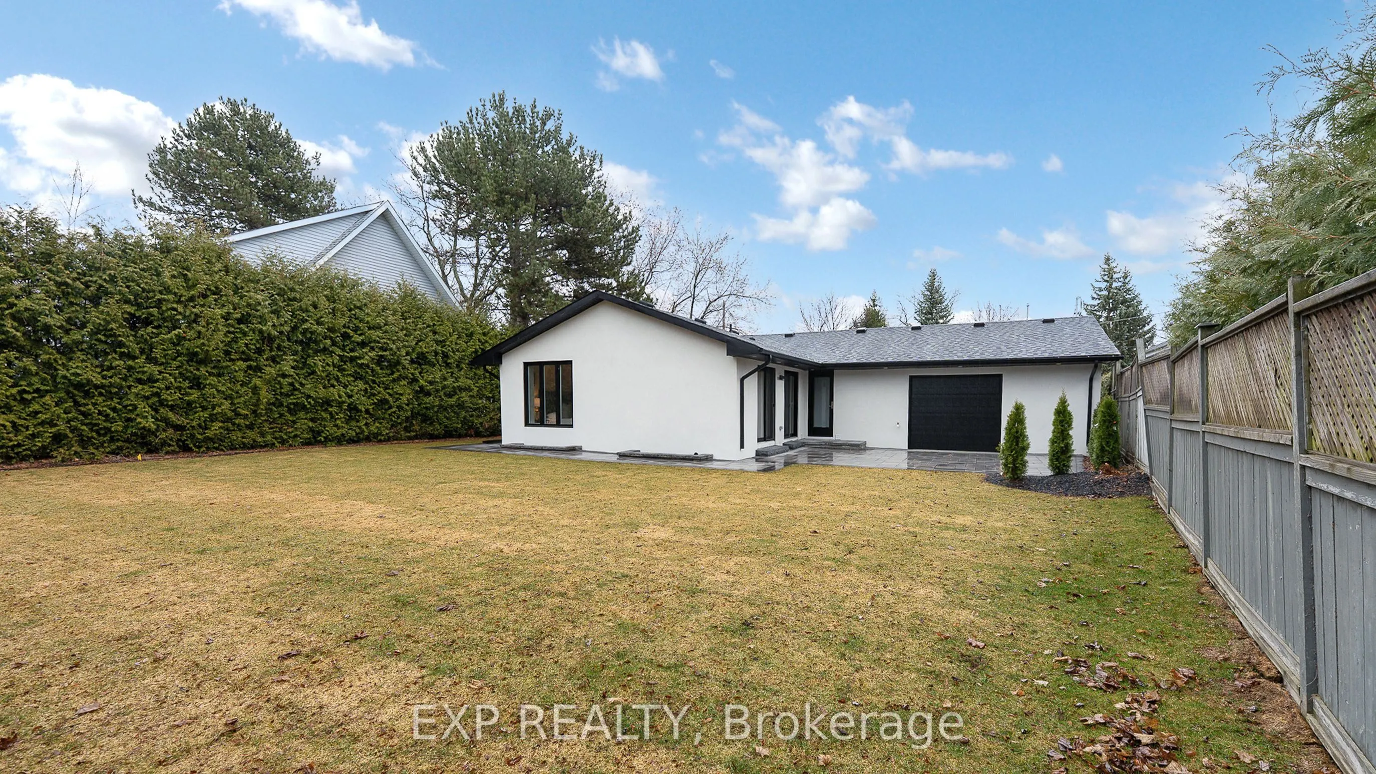 385 Easy Street