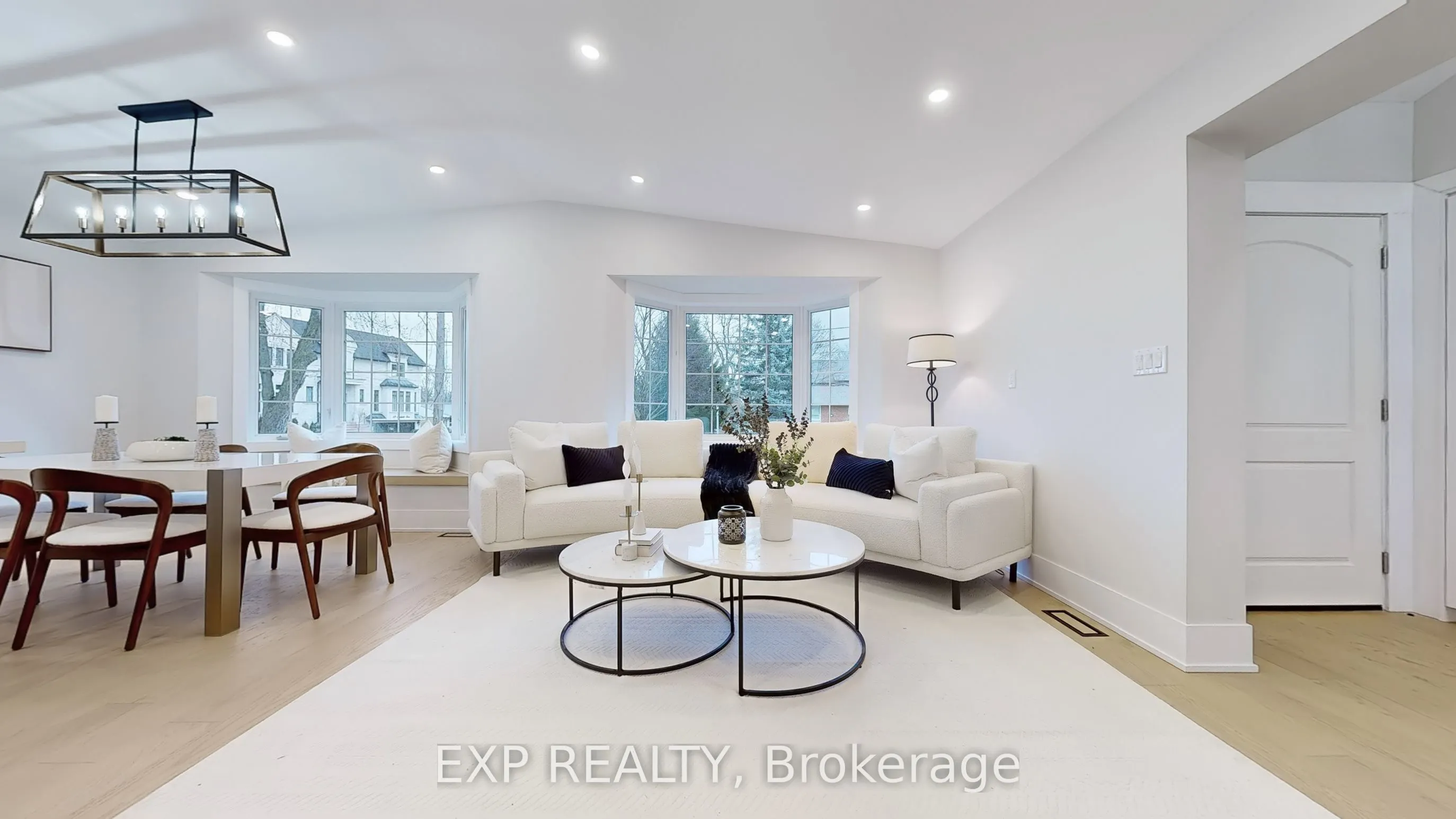 385 Easy Street