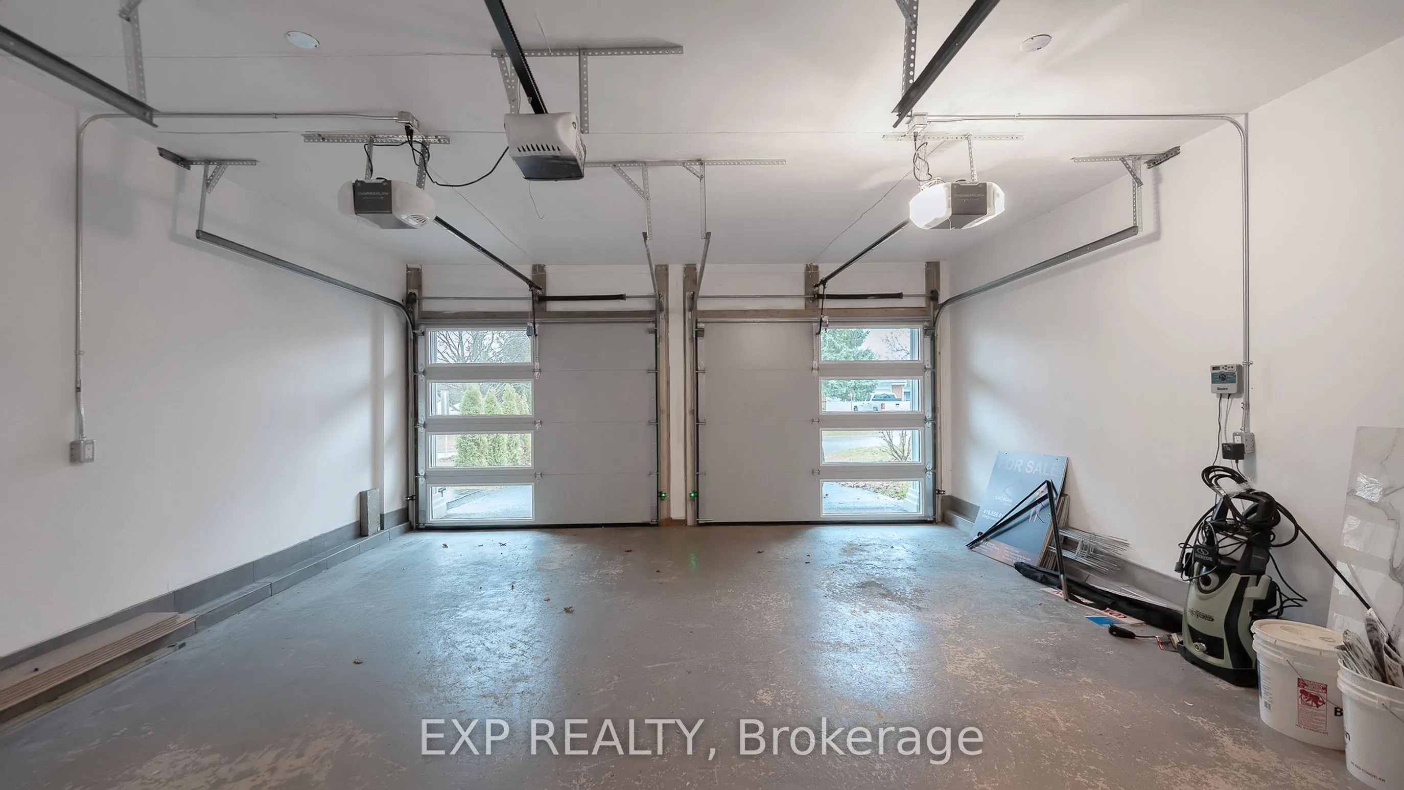 385 Easy Street