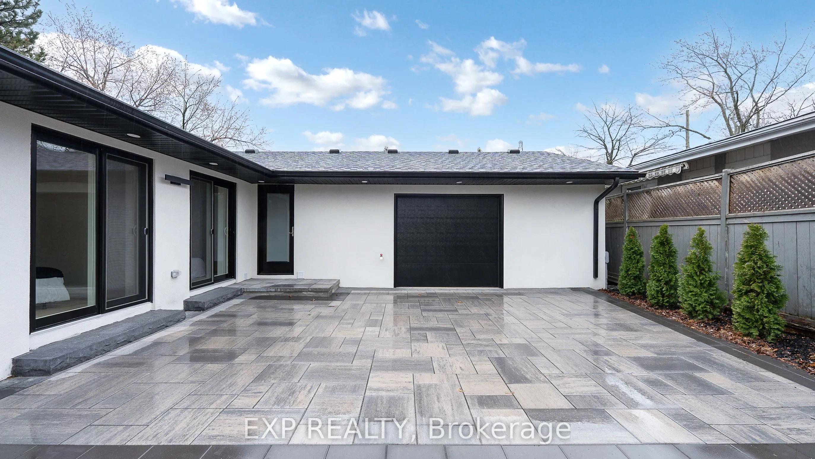 385 Easy Street