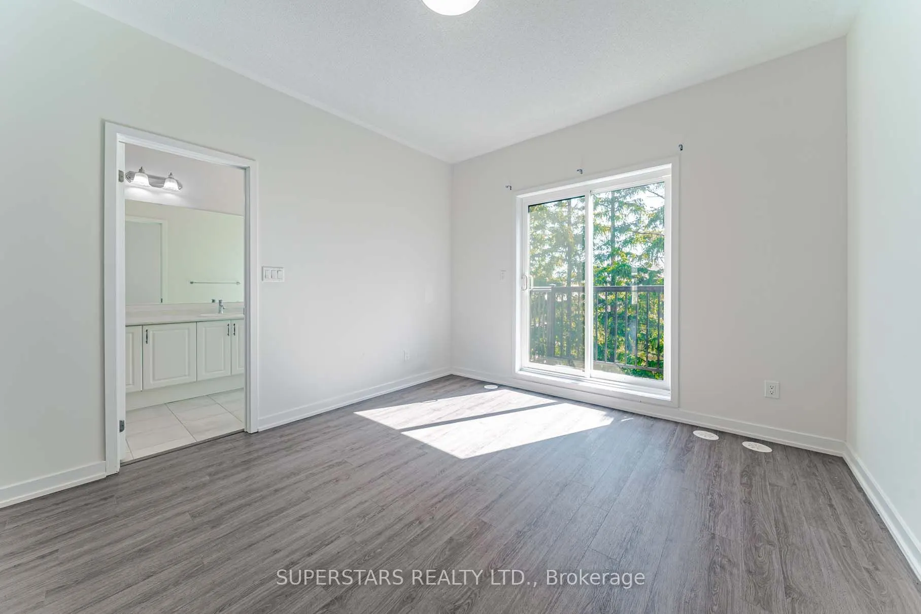 21 Armillo Place