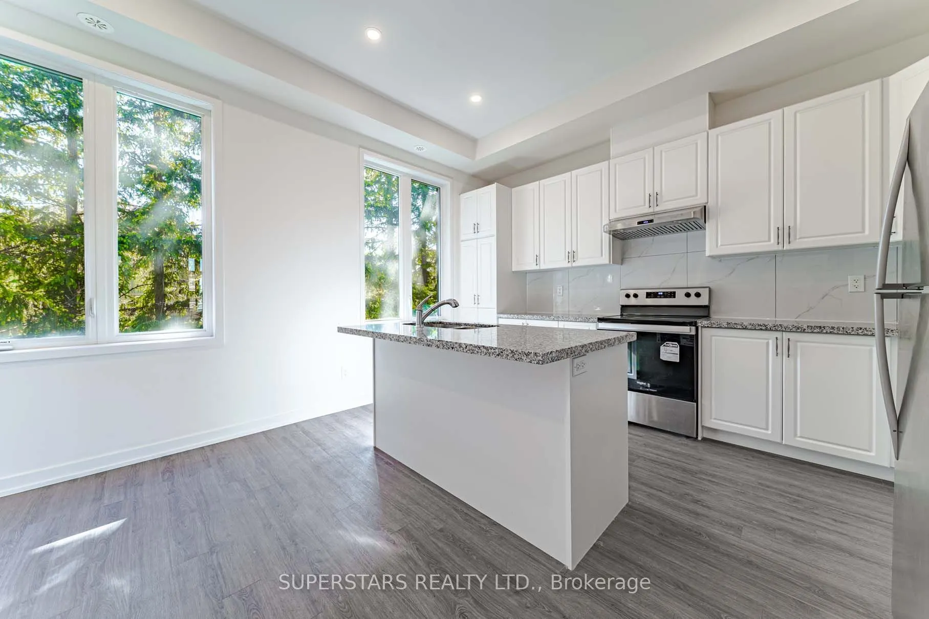 21 Armillo Place