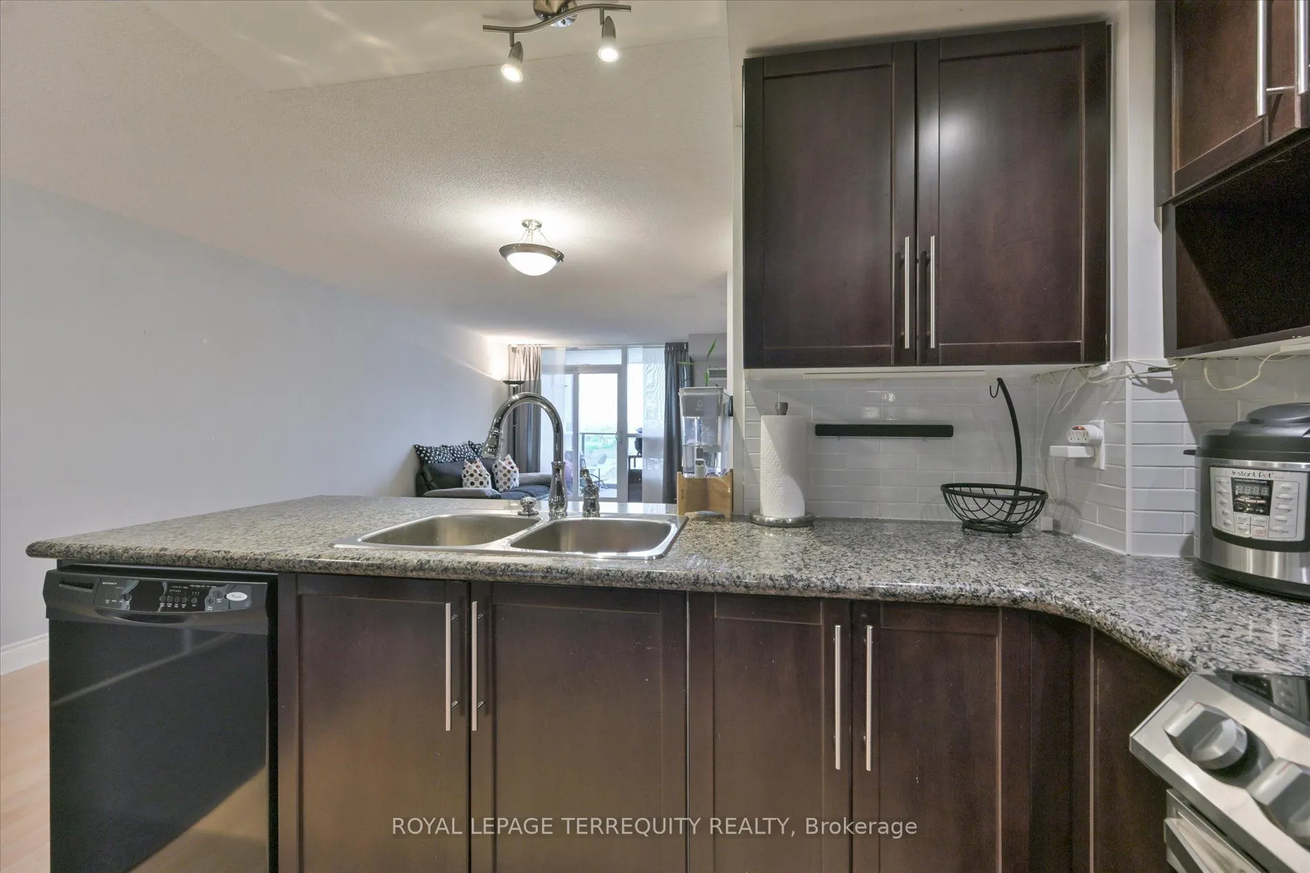 23 Cox Boulevard, #1287