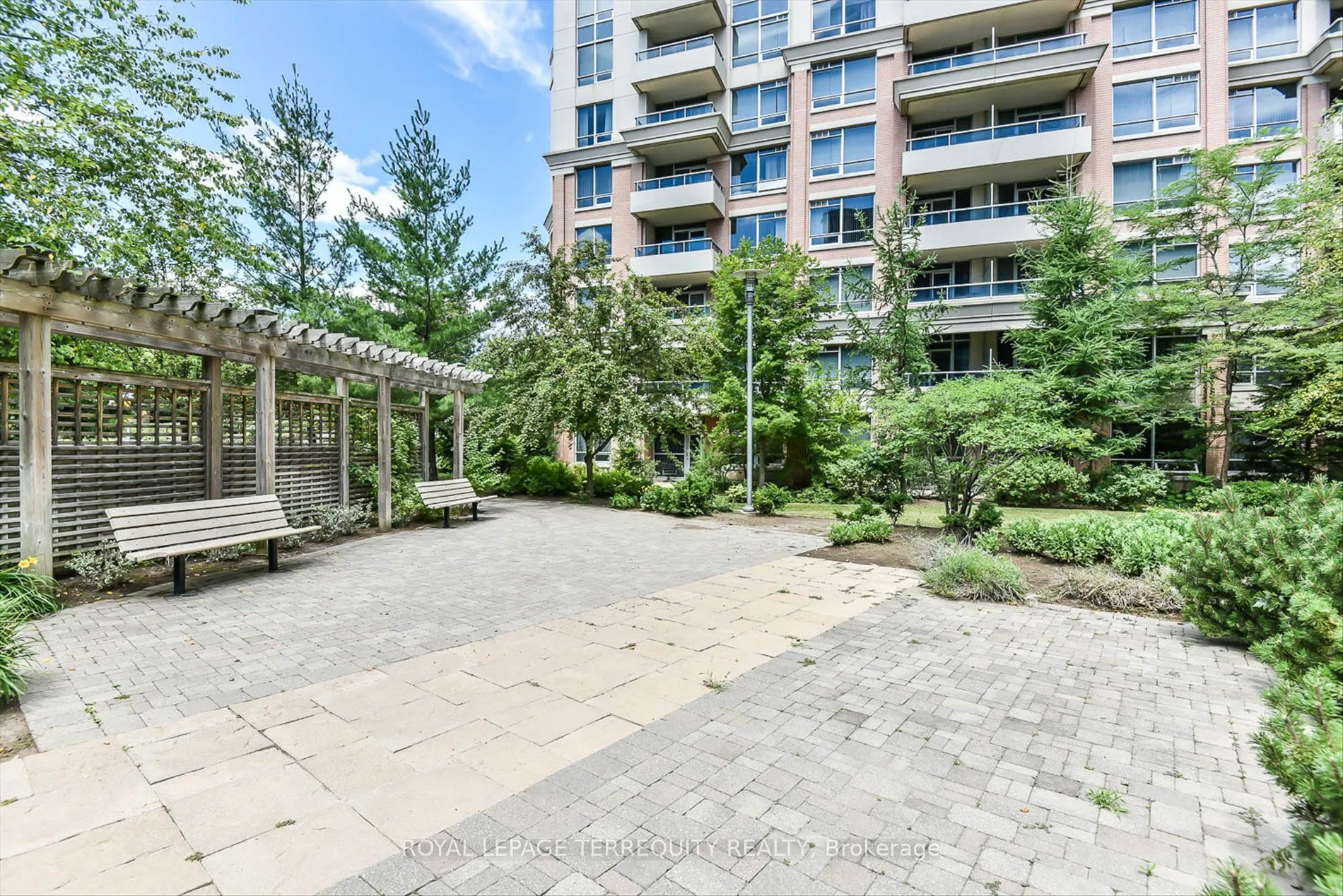 23 Cox Boulevard, #1287