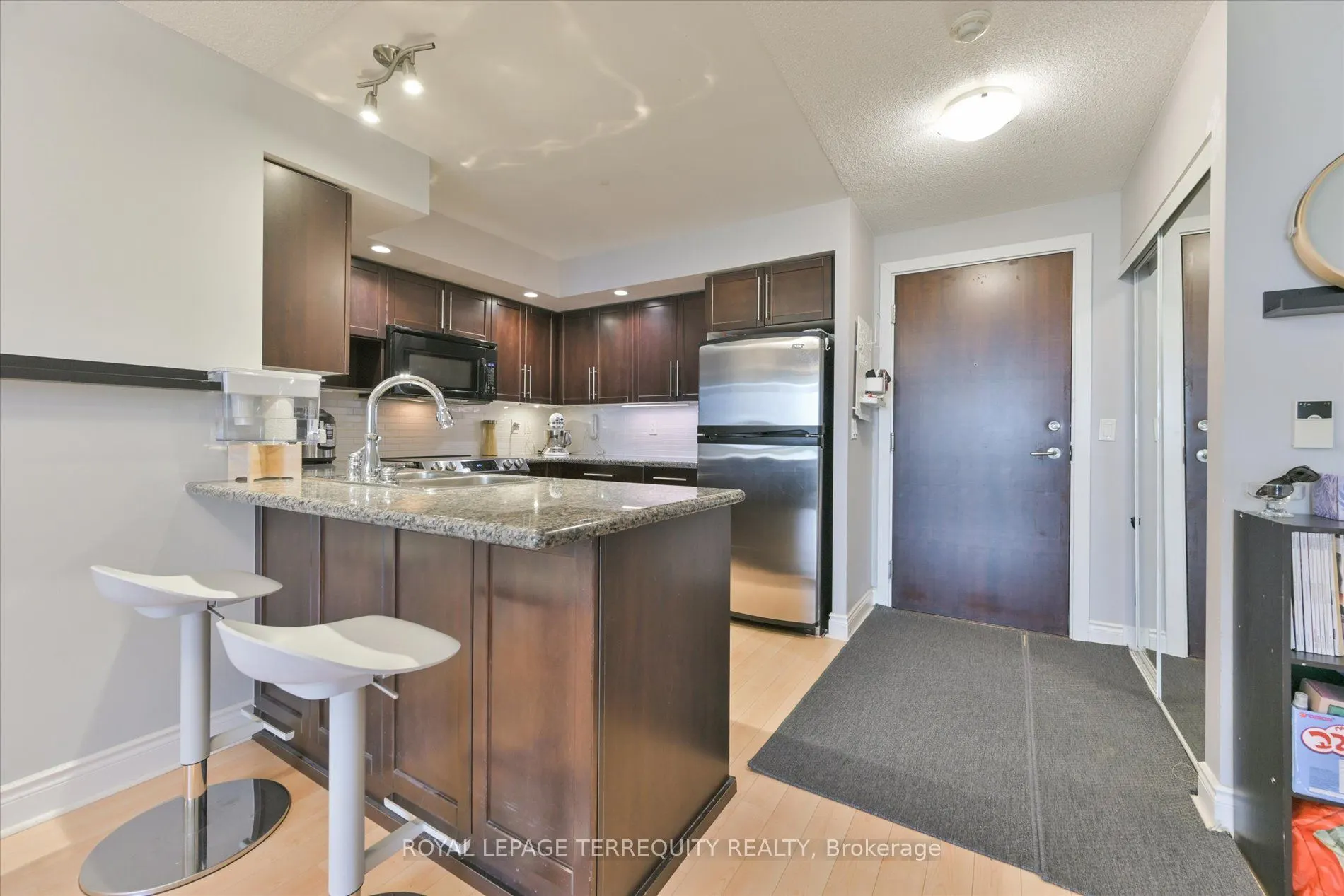23 Cox Boulevard, #1287