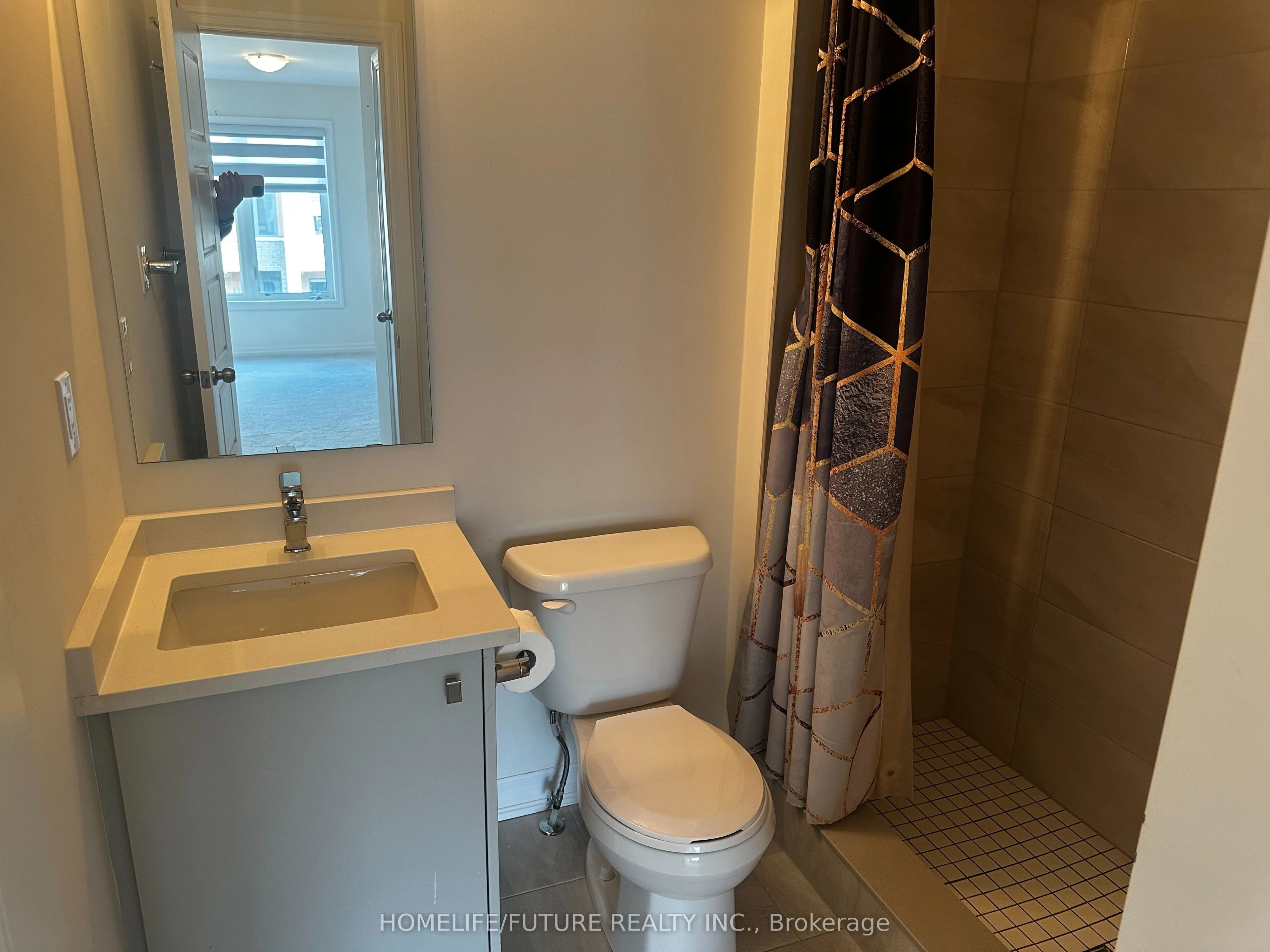 25 Delano Way
