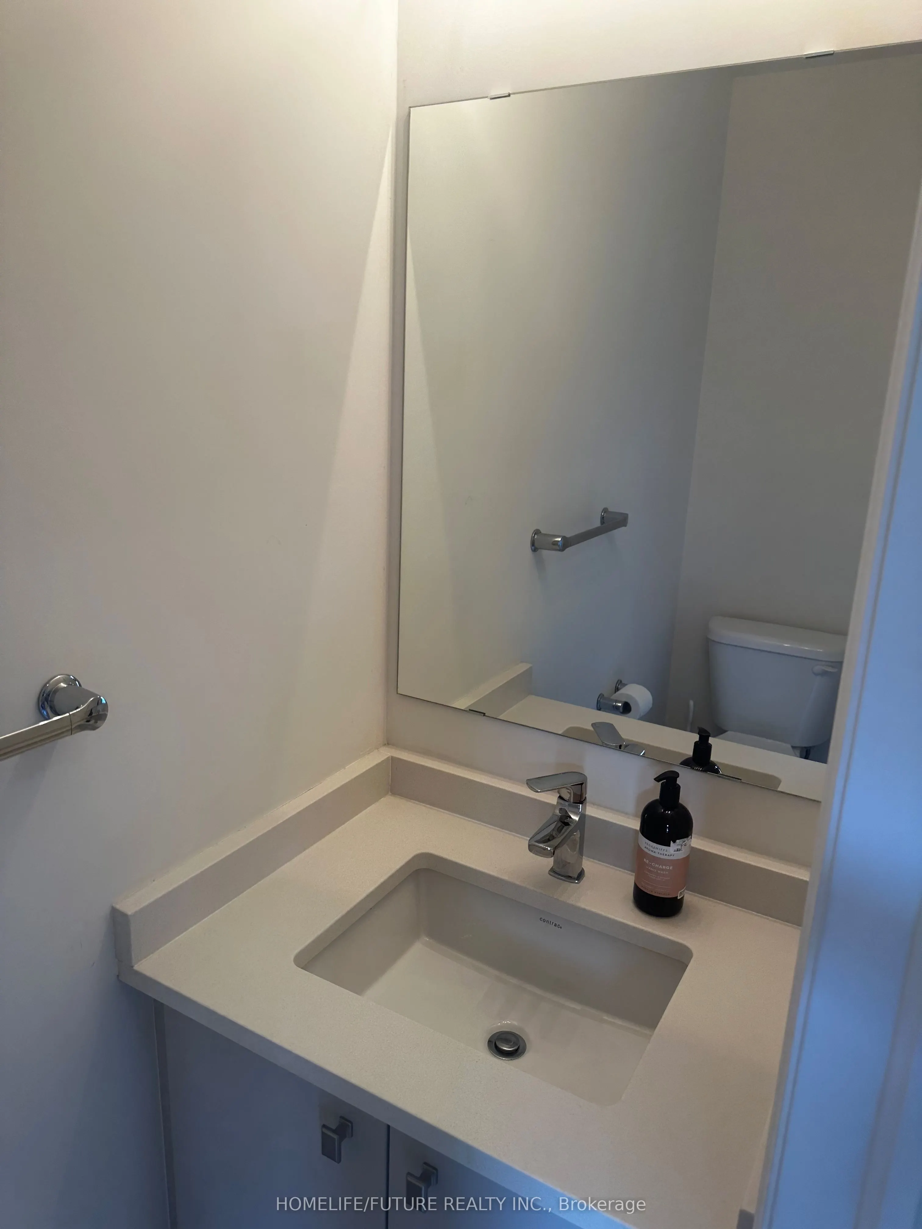 25 Delano Way