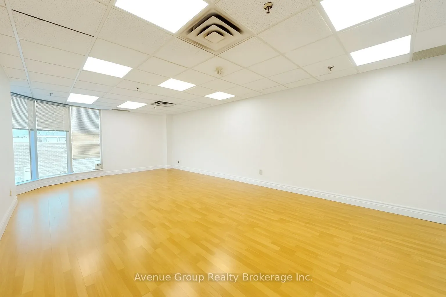 53 Woodstream Boulevard, #1