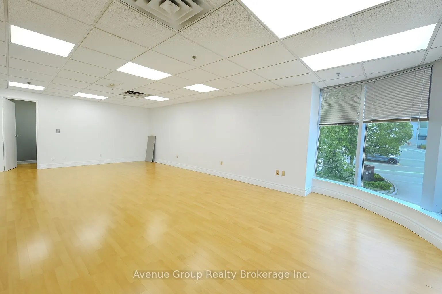 53 Woodstream Boulevard, #1