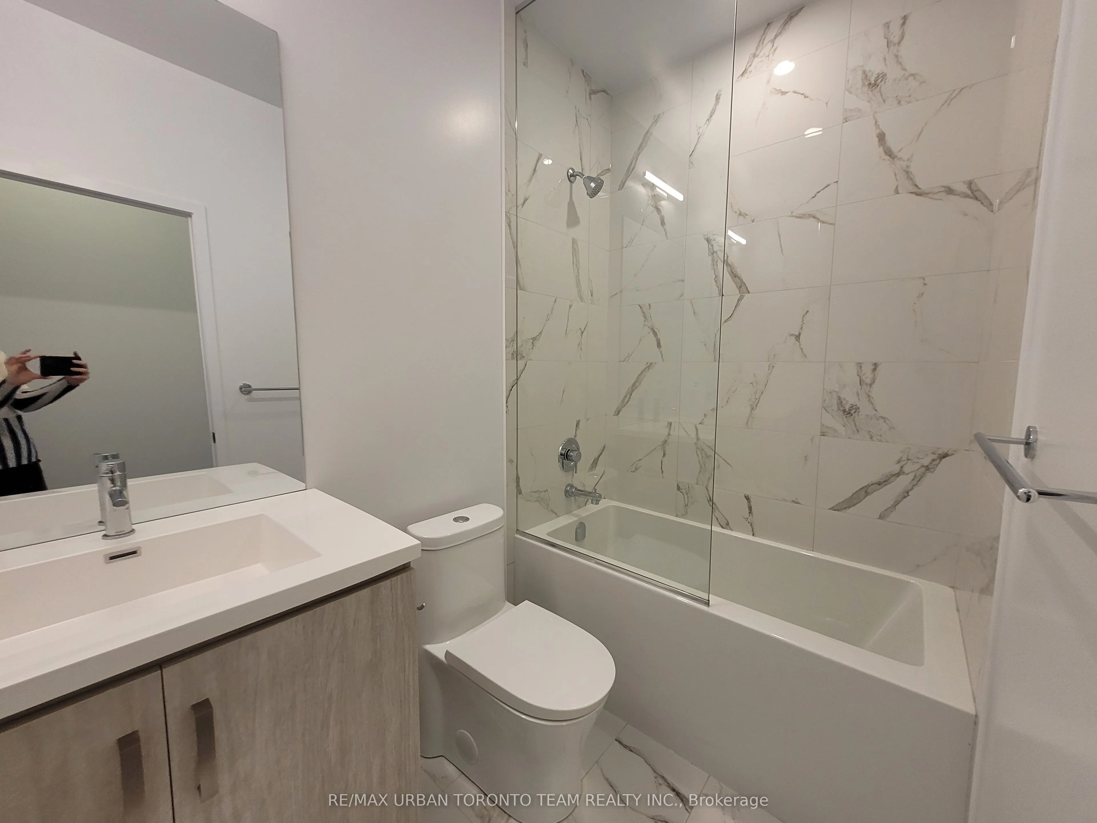 10 Honeycrisp Crescent, #306