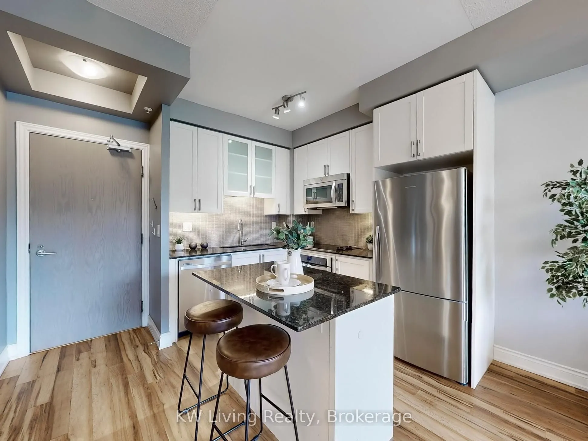 9088 Yonge Street, #509A