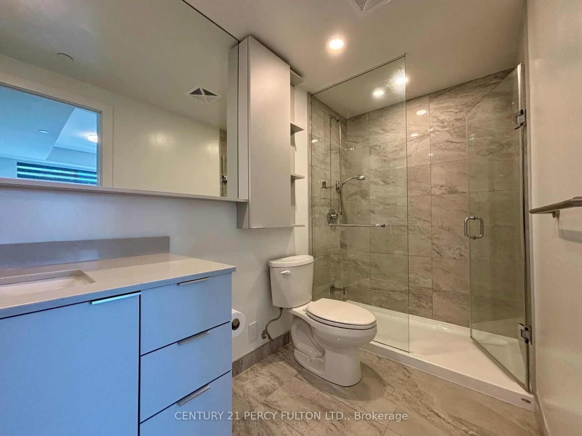 8 Cedarland Drive, #611