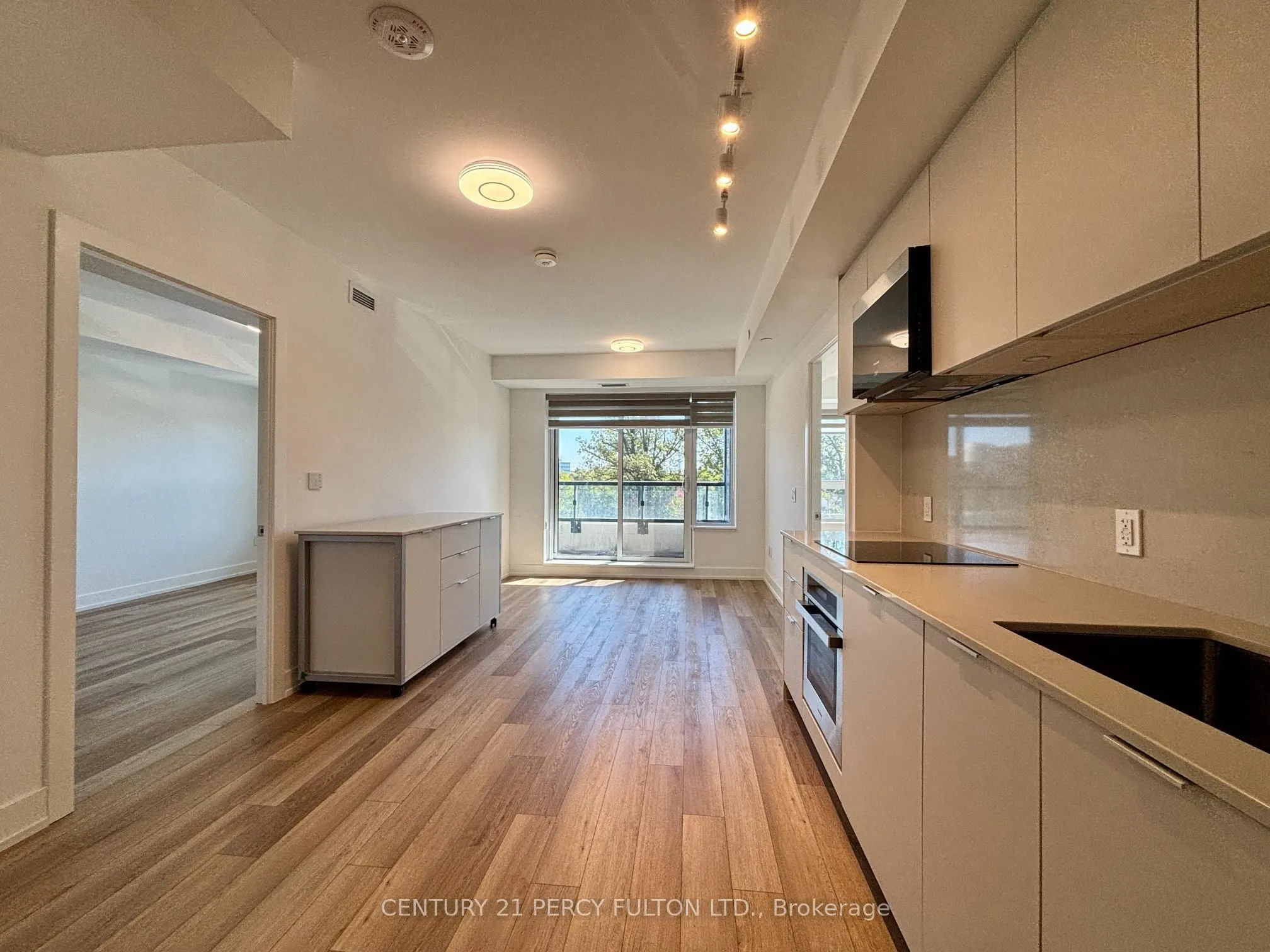 8 Cedarland Drive, #611
