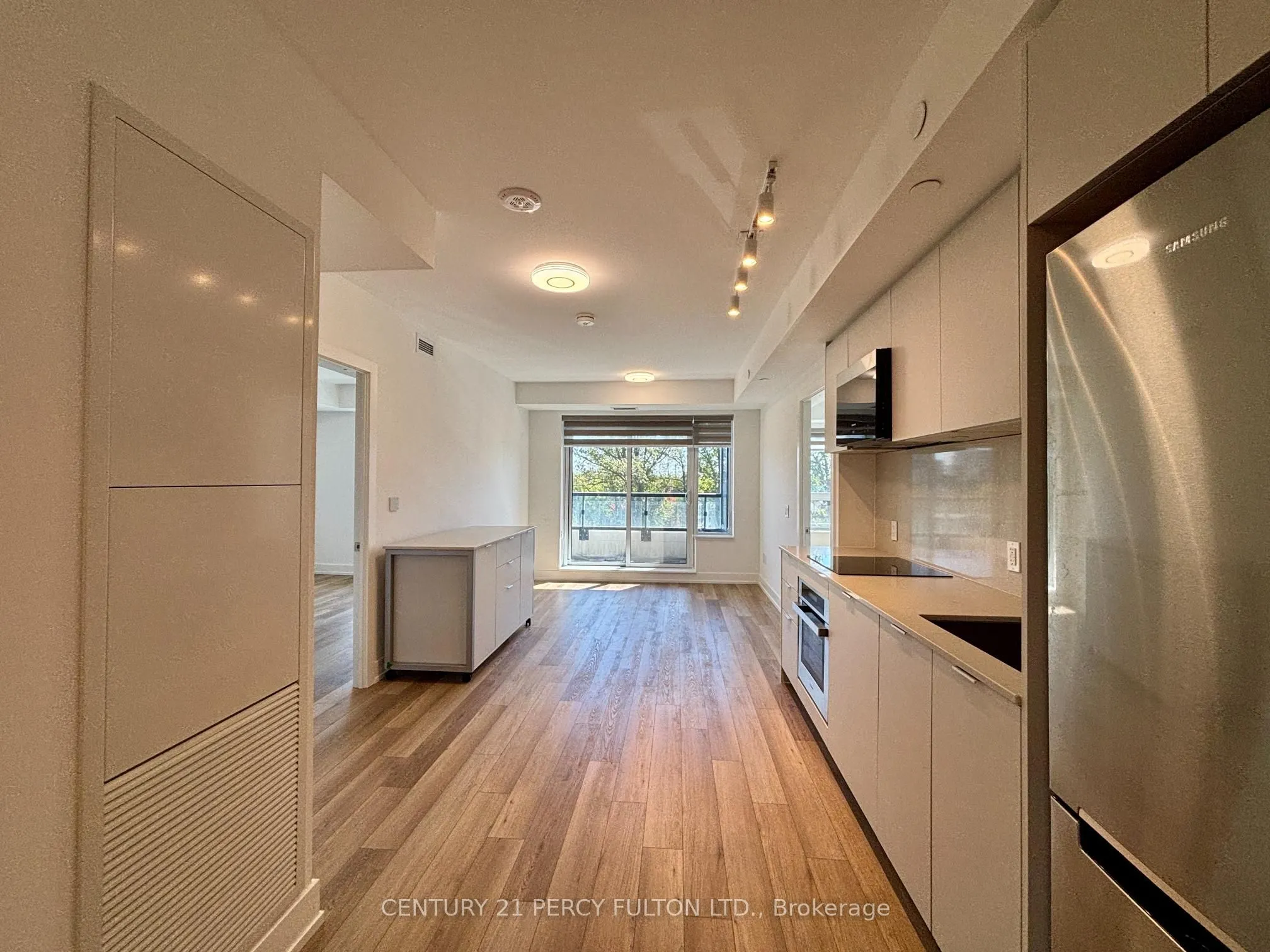 8 Cedarland Drive, #611