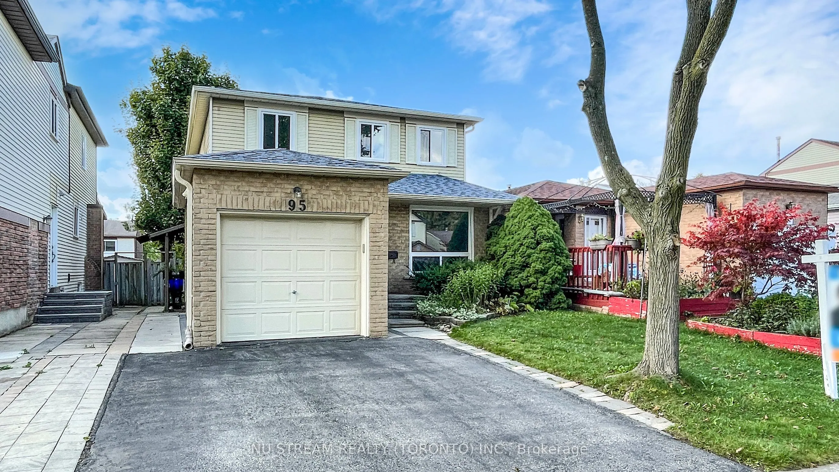 95 Madsen Crescent
