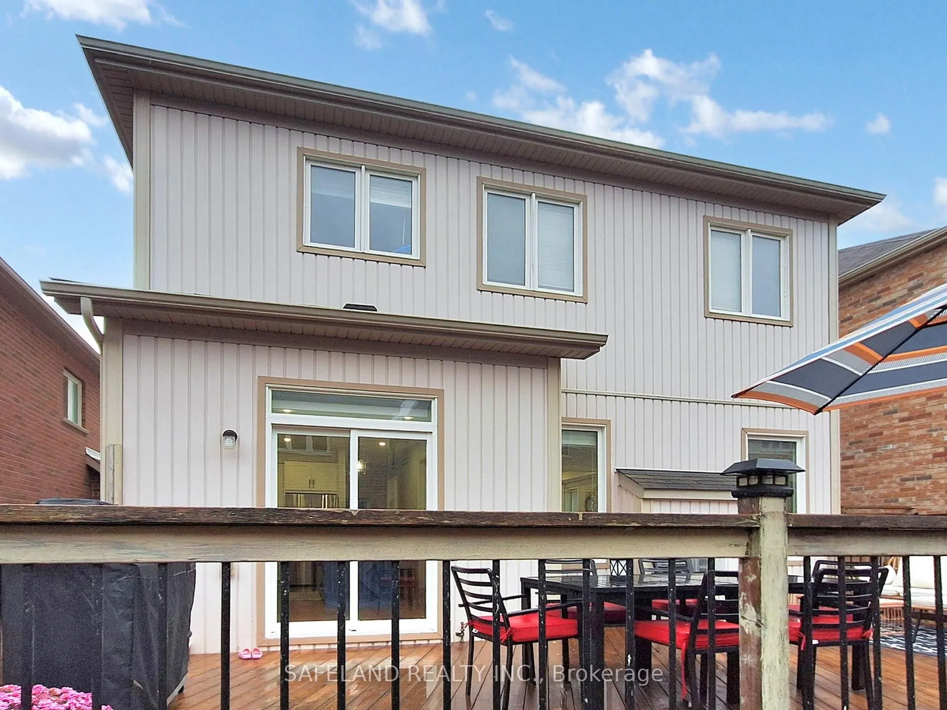 14 Grey Wing Avenue