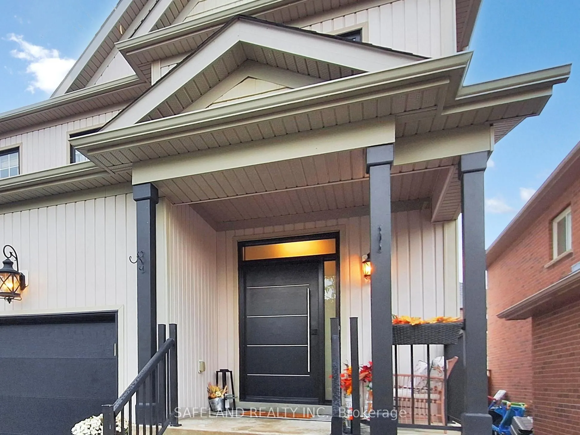 14 Grey Wing Avenue