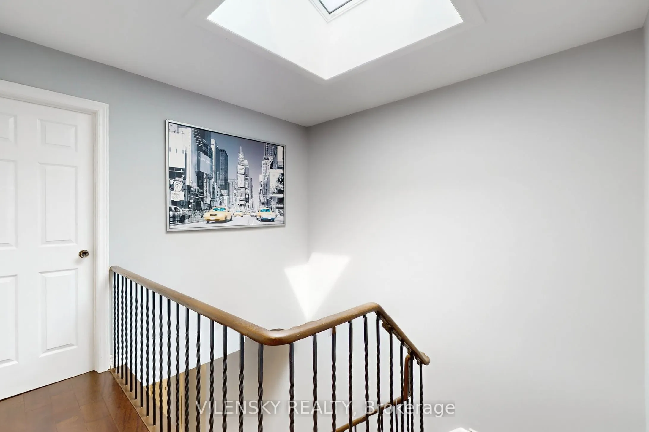 31 Royal Colwood Court