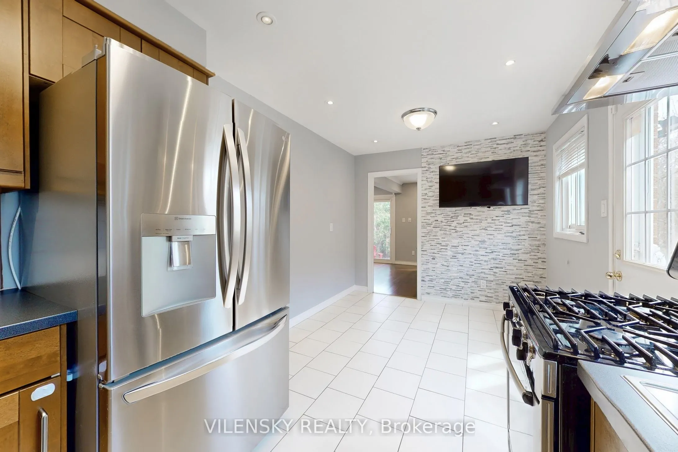 31 Royal Colwood Court