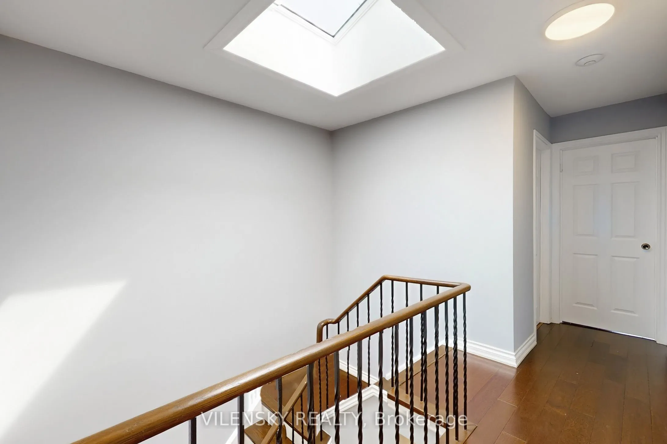 31 Royal Colwood Court