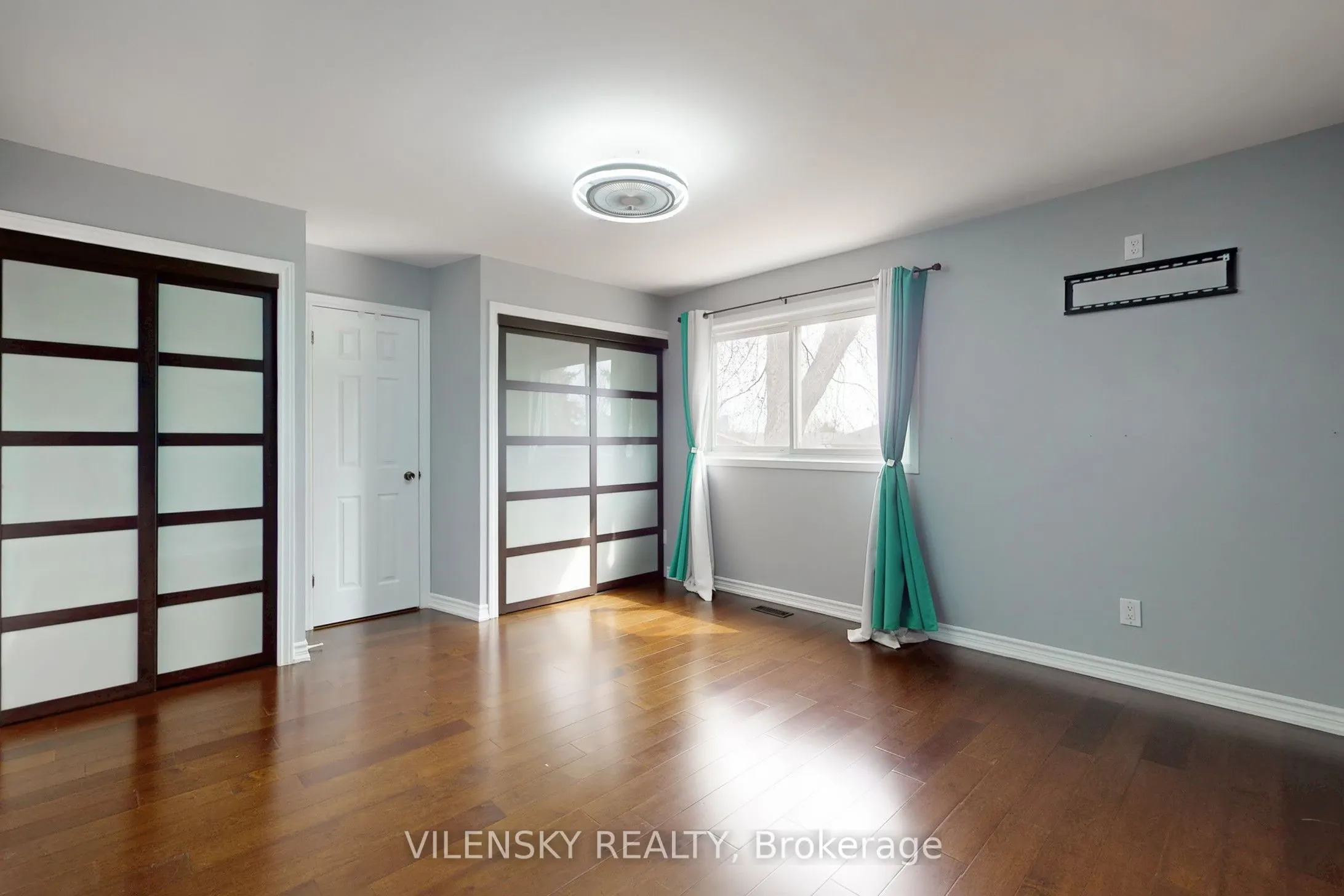 31 Royal Colwood Court