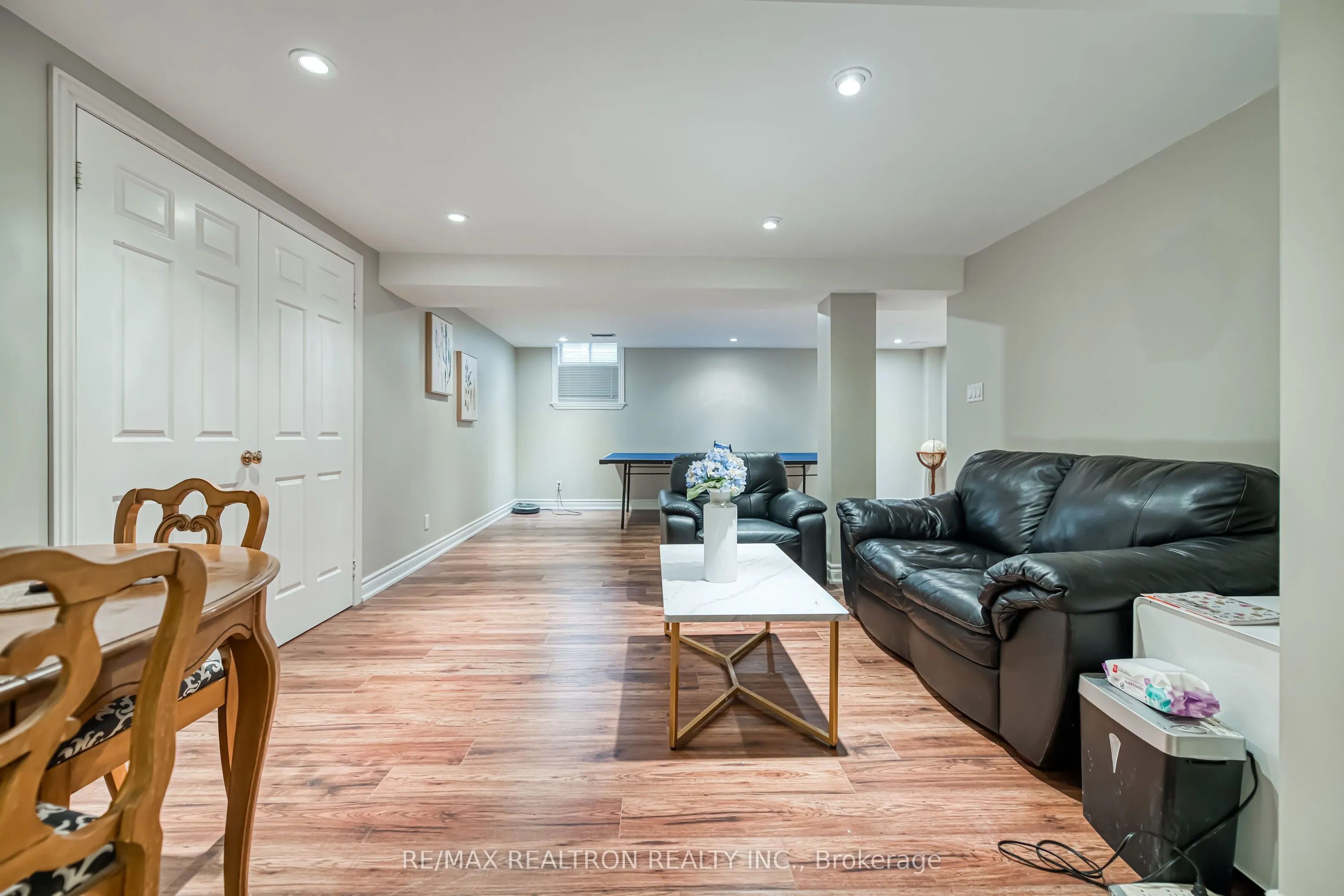 8 Hallam Road